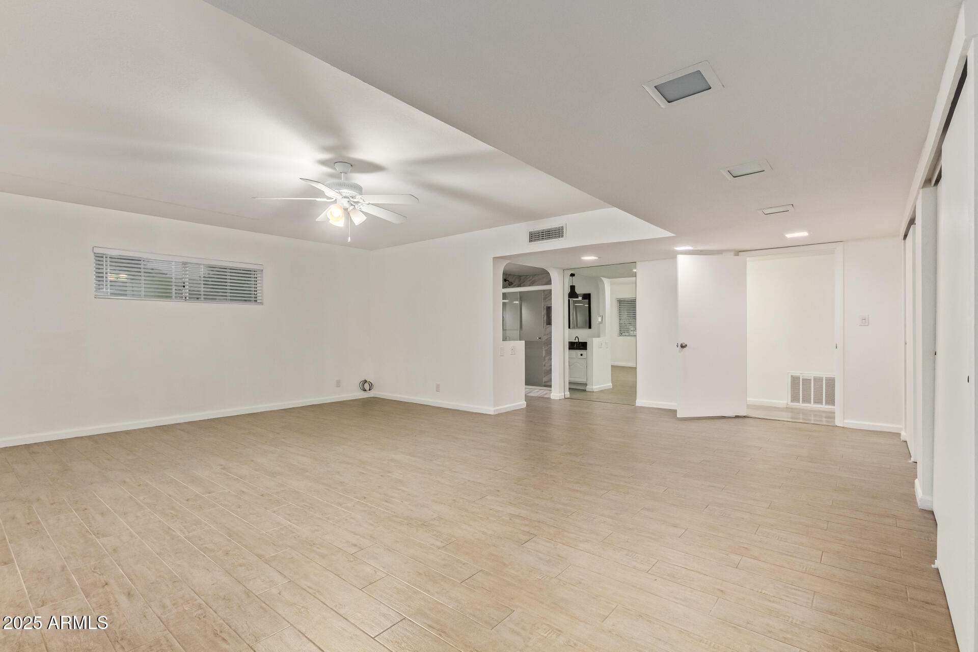 5401 E EXETER Boulevard