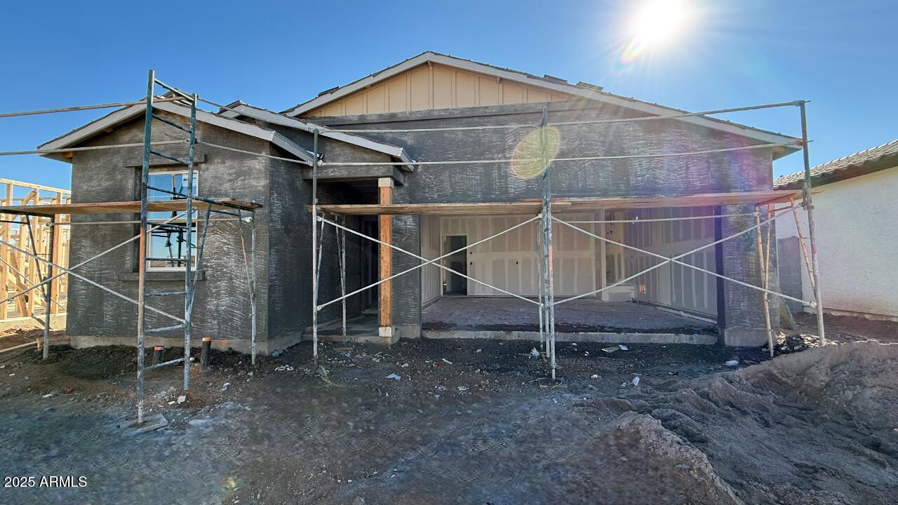 47663 W KENNER Drive