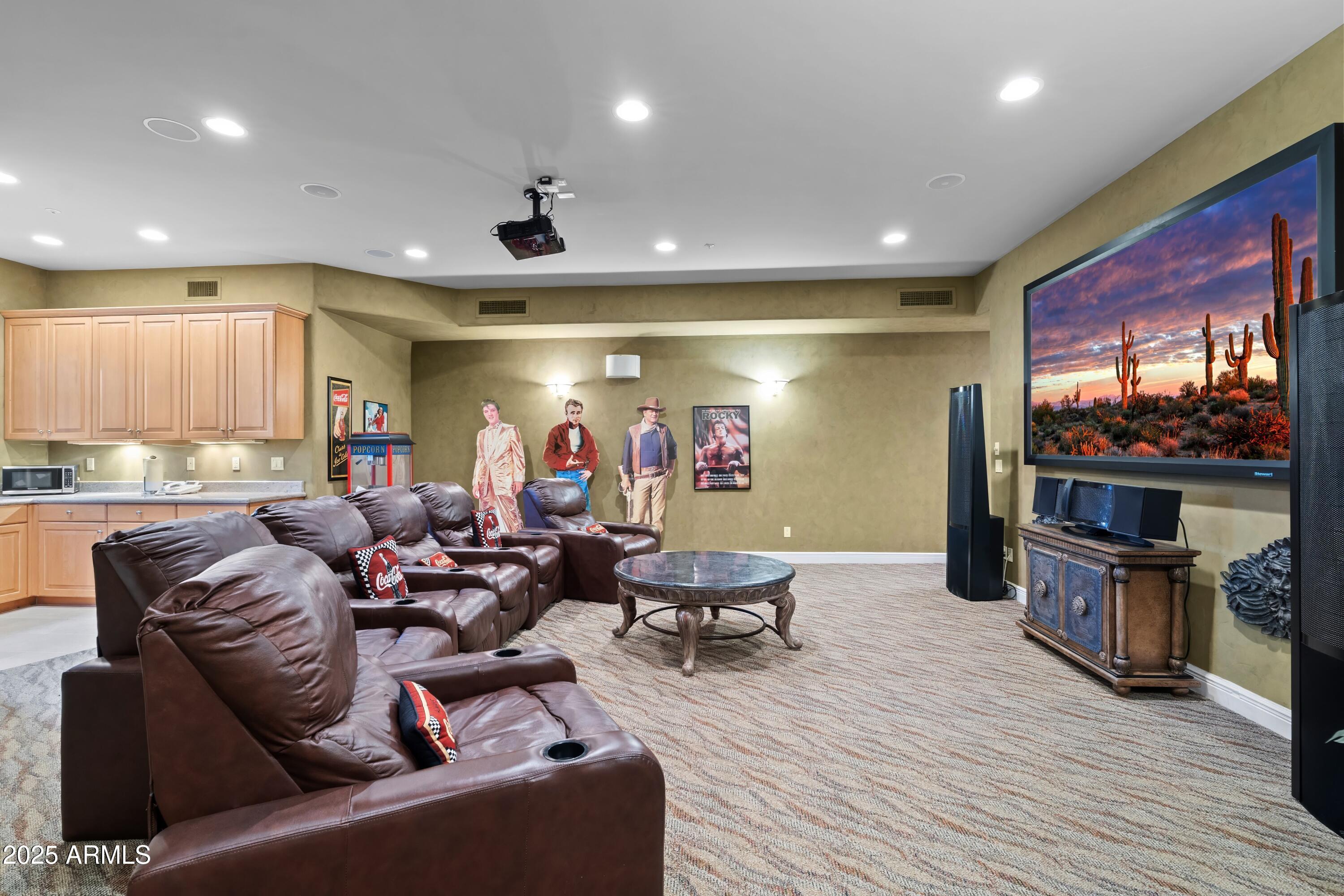 6621 N ARIZONA BILTMORE Circle