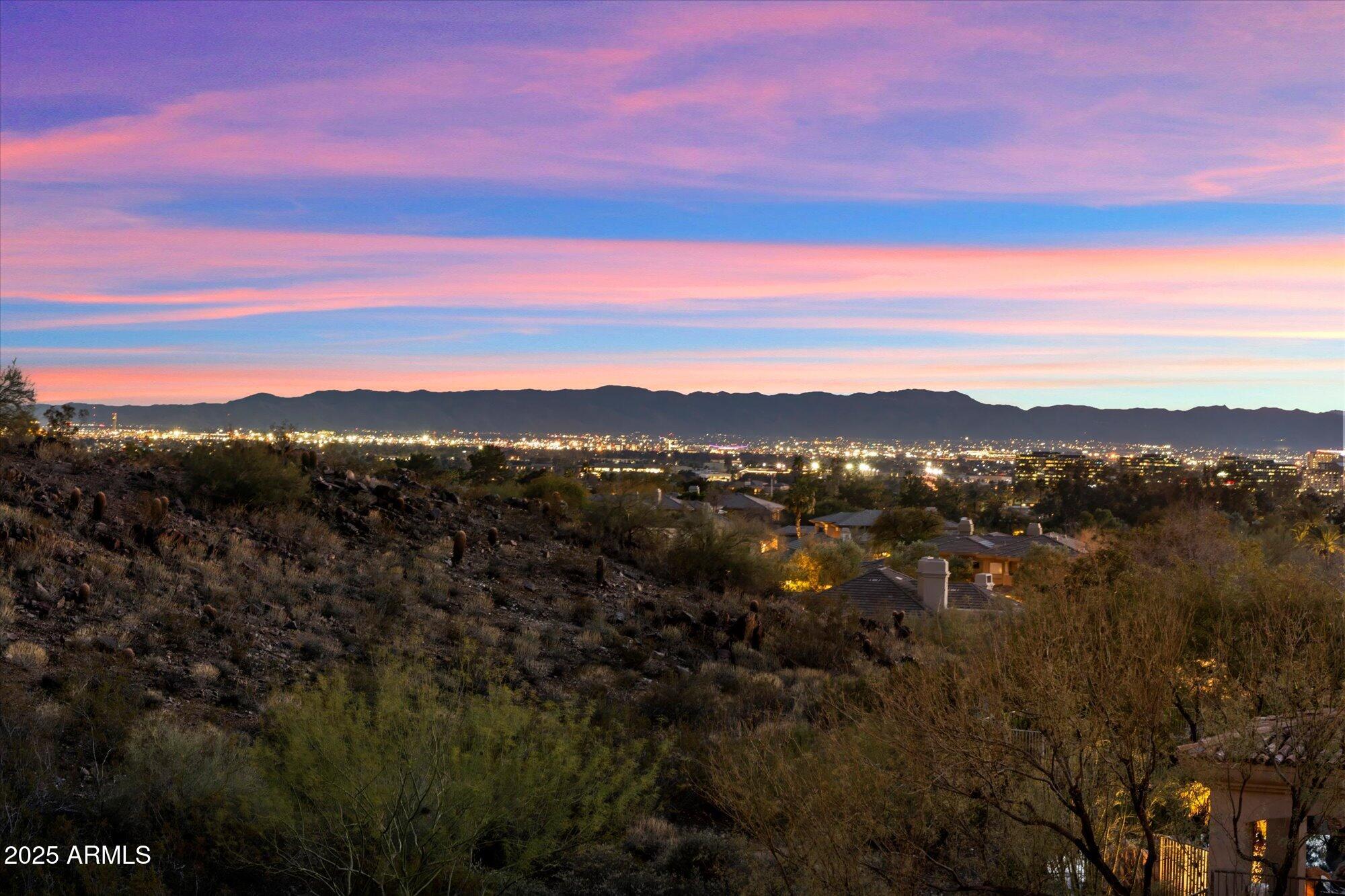 6621 N ARIZONA BILTMORE Circle