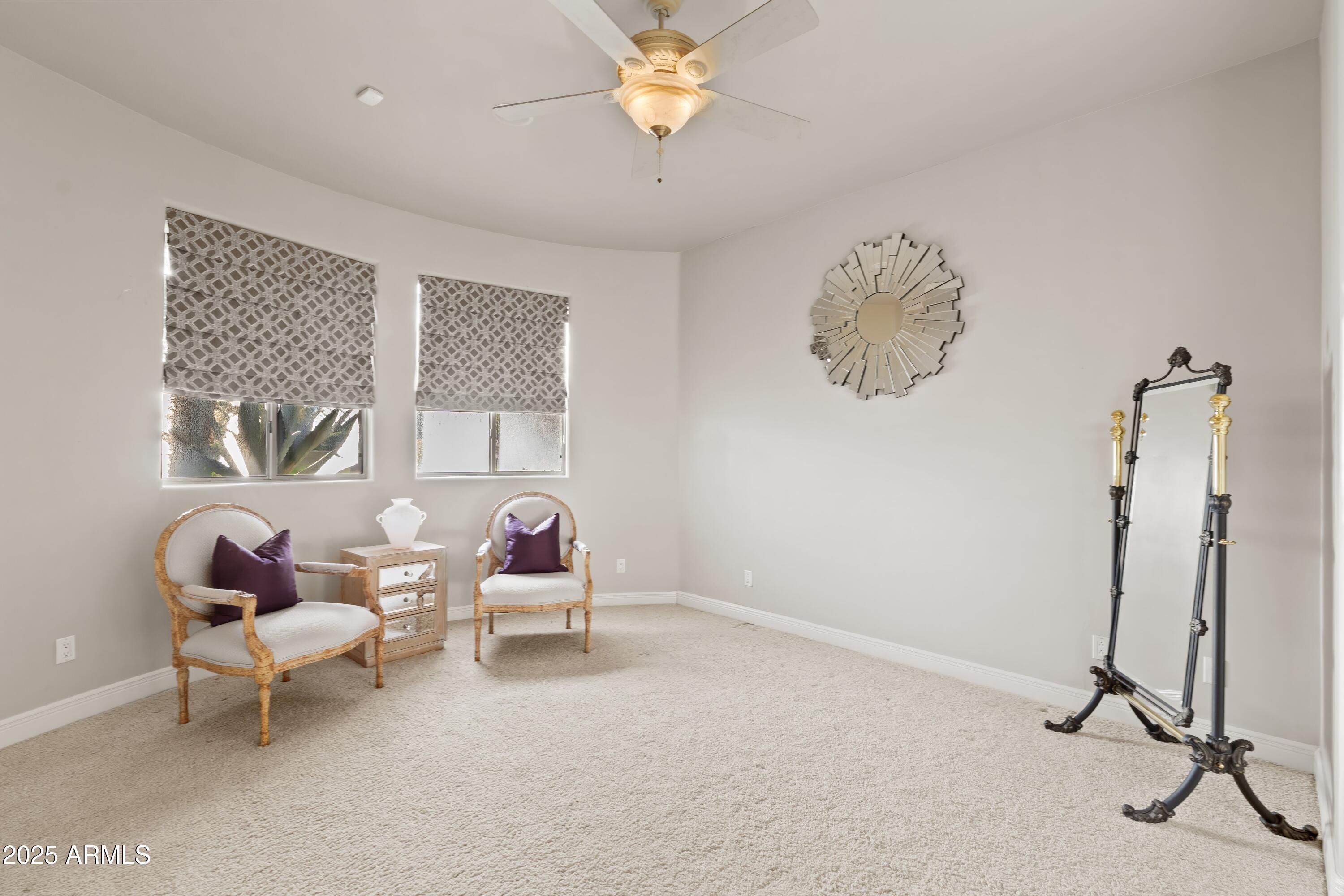 6621 N ARIZONA BILTMORE Circle