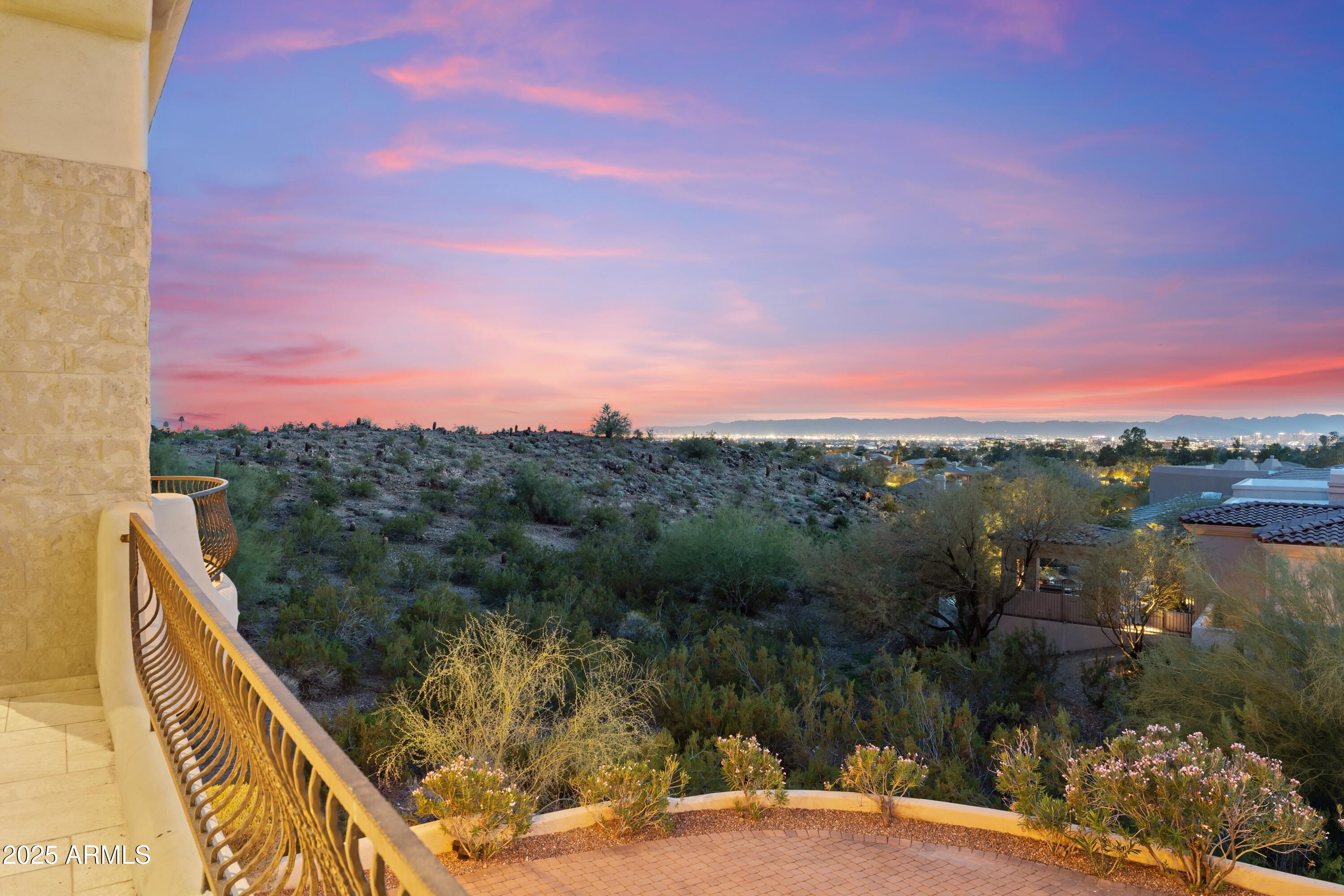 6621 N ARIZONA BILTMORE Circle