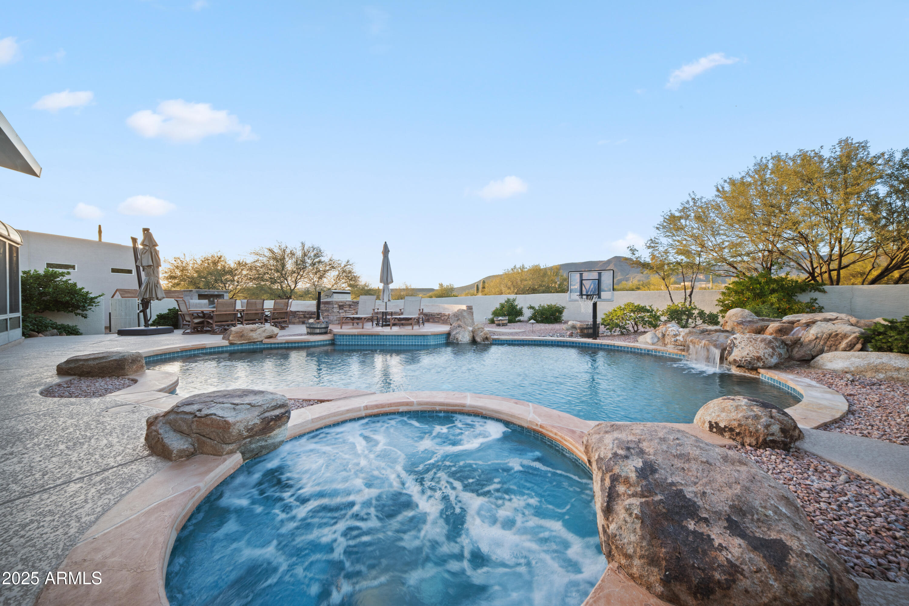 5894 E Hidden Springs Road