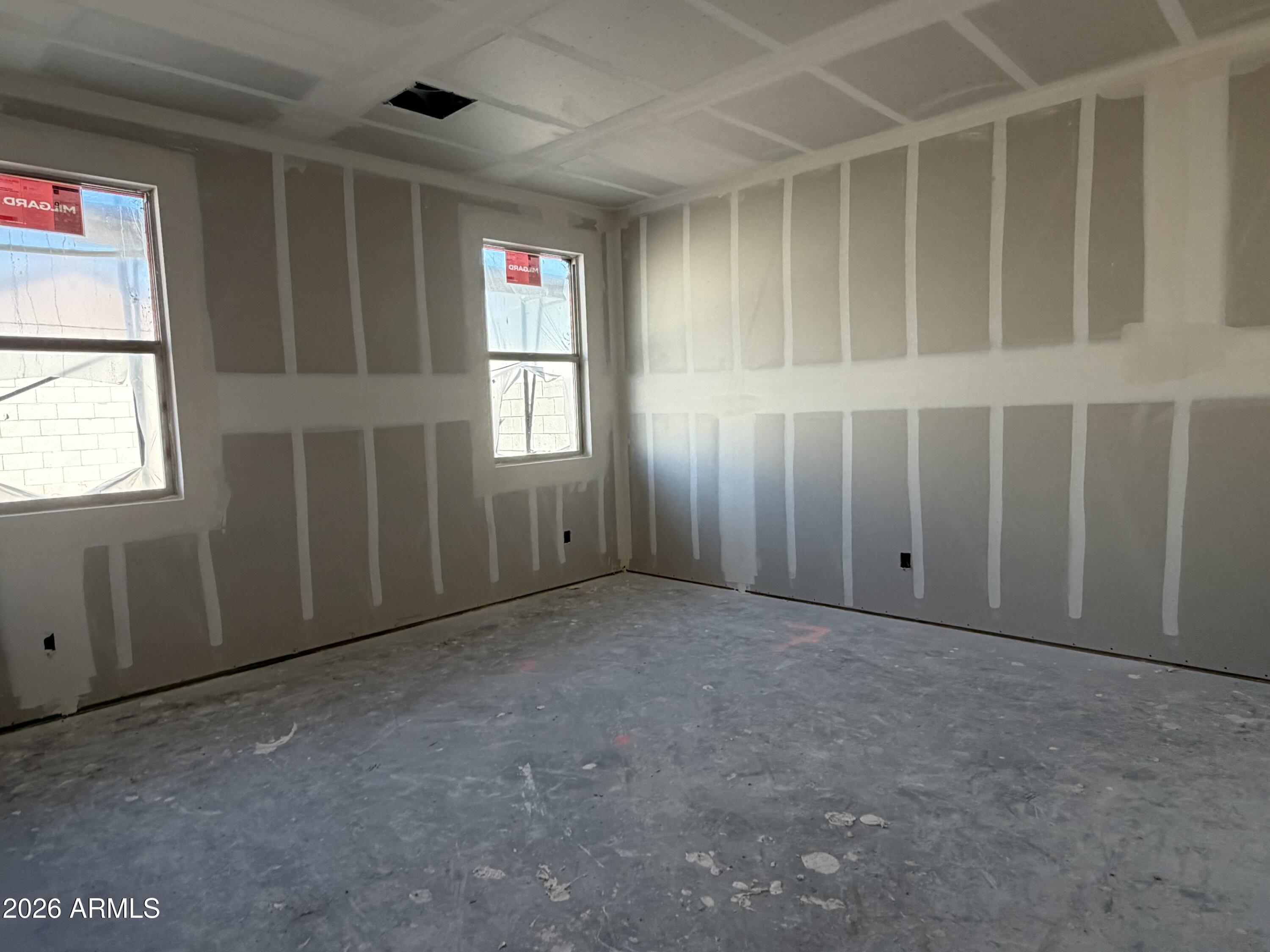 24224 W BOWKER Street