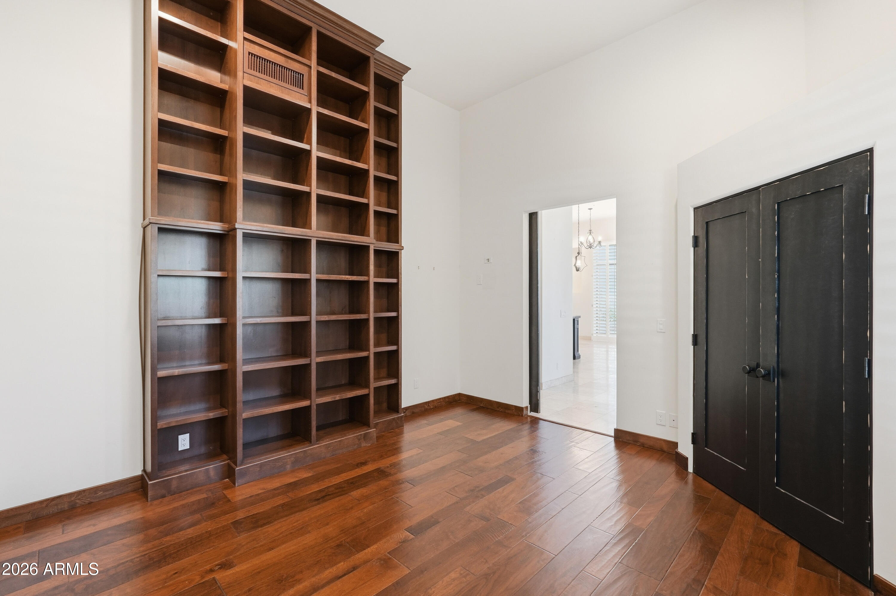 25555 N WINDY WALK Drive 1