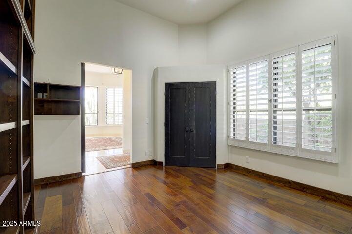 25555 N WINDY WALK Drive 1