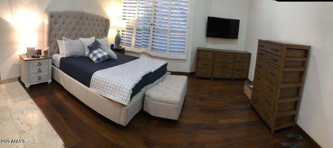 25555 N WINDY WALK Drive 1