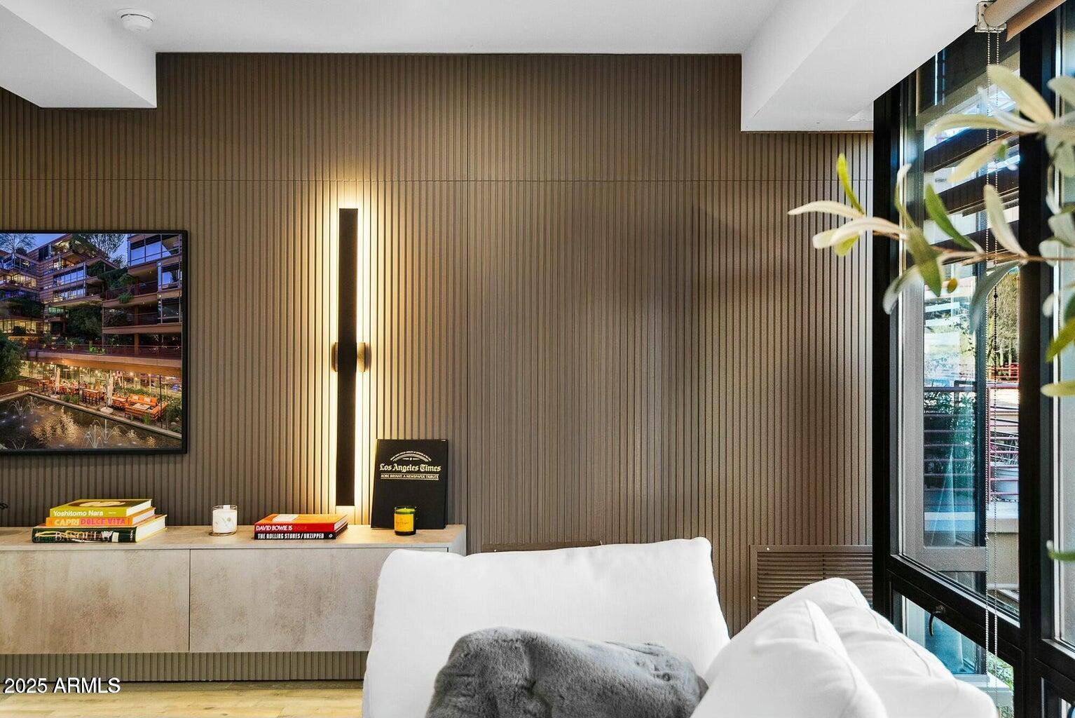 7147 E RANCHO VISTA Drive 6011