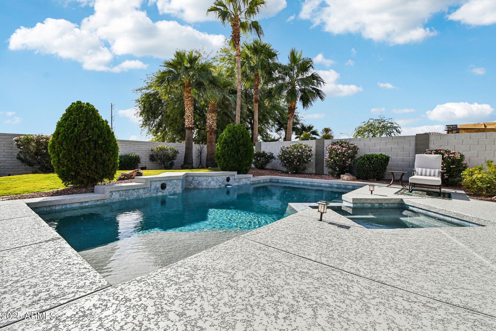 923 W Windsong Drive