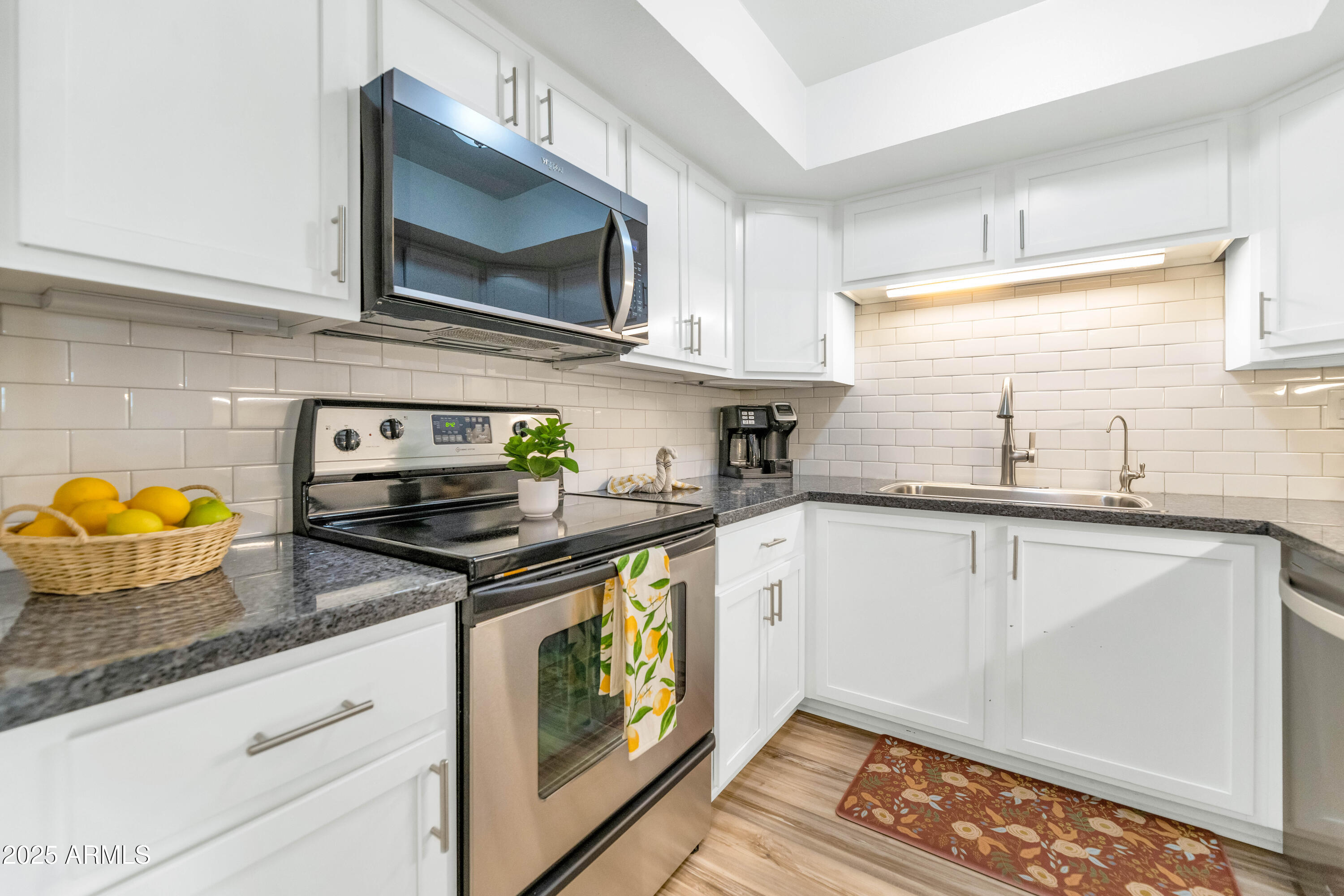 8260 E Arabian Trail 275