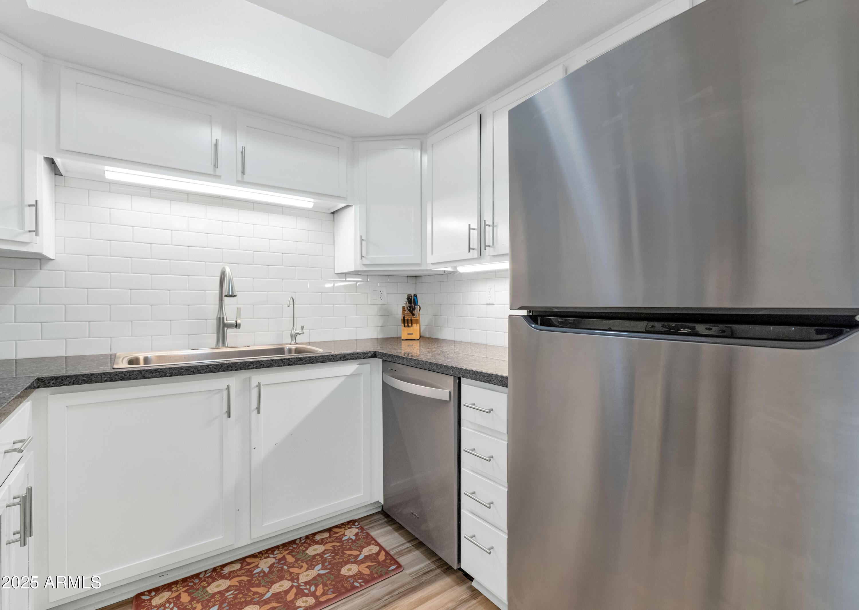 8260 E Arabian Trail 275