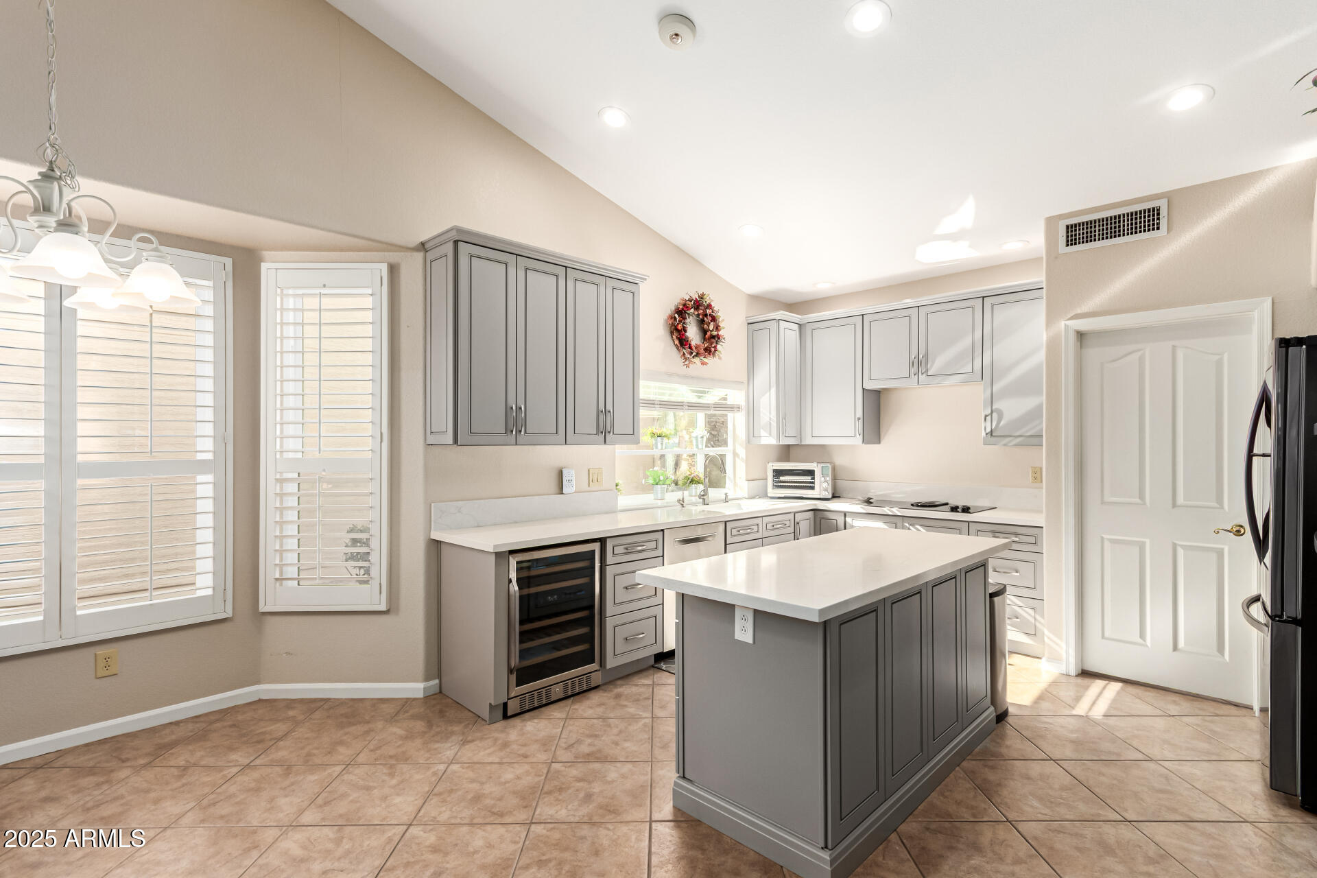 24505 S ONTARIO Drive