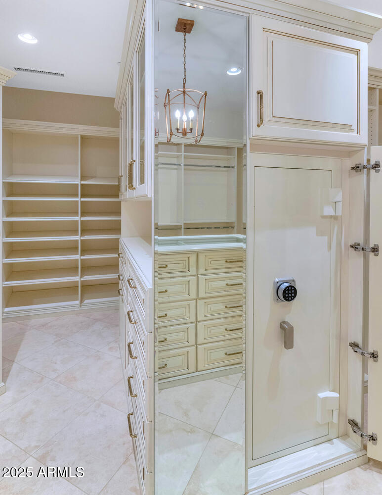 3905 E SIERRA VISTA Drive