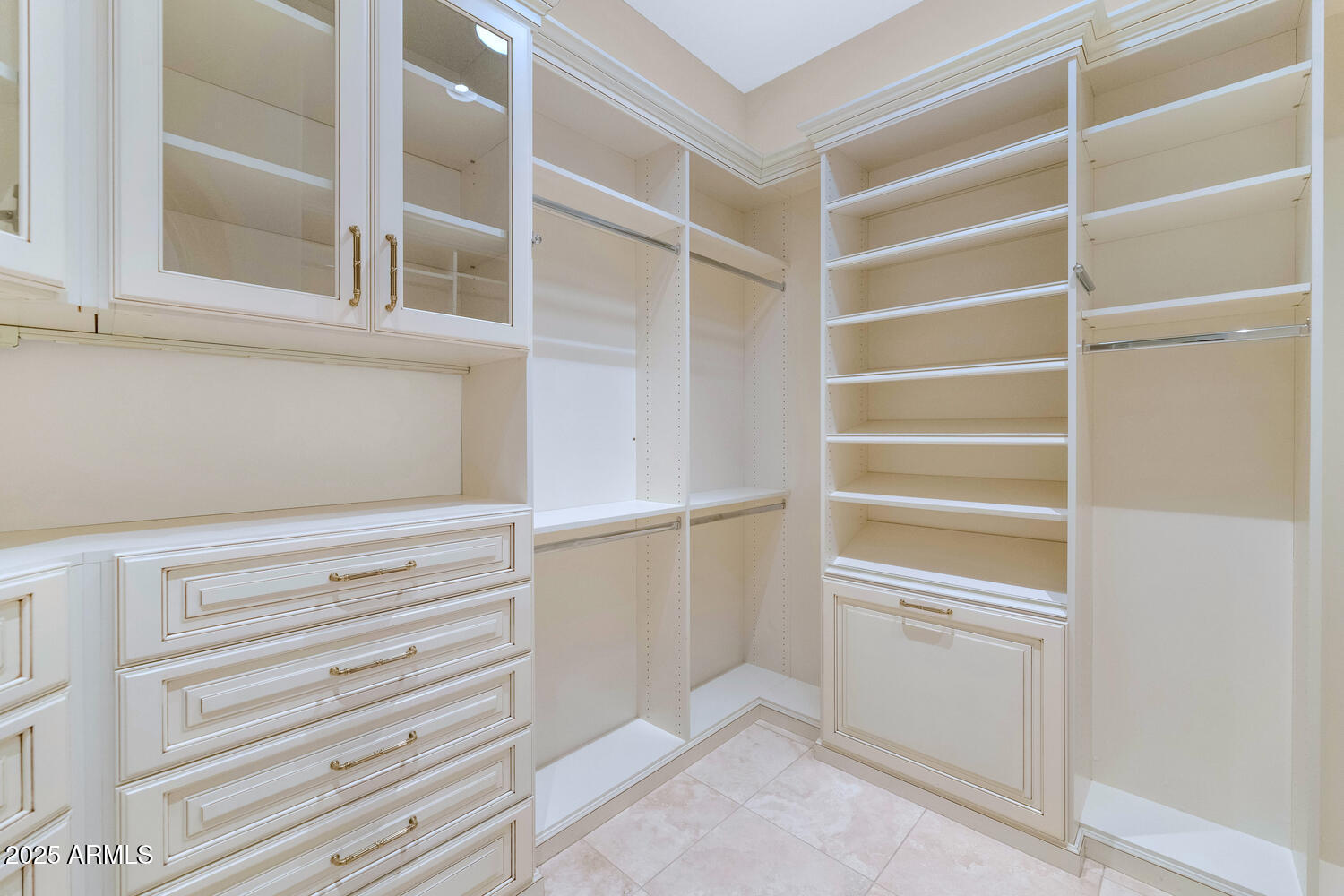 3905 E SIERRA VISTA Drive