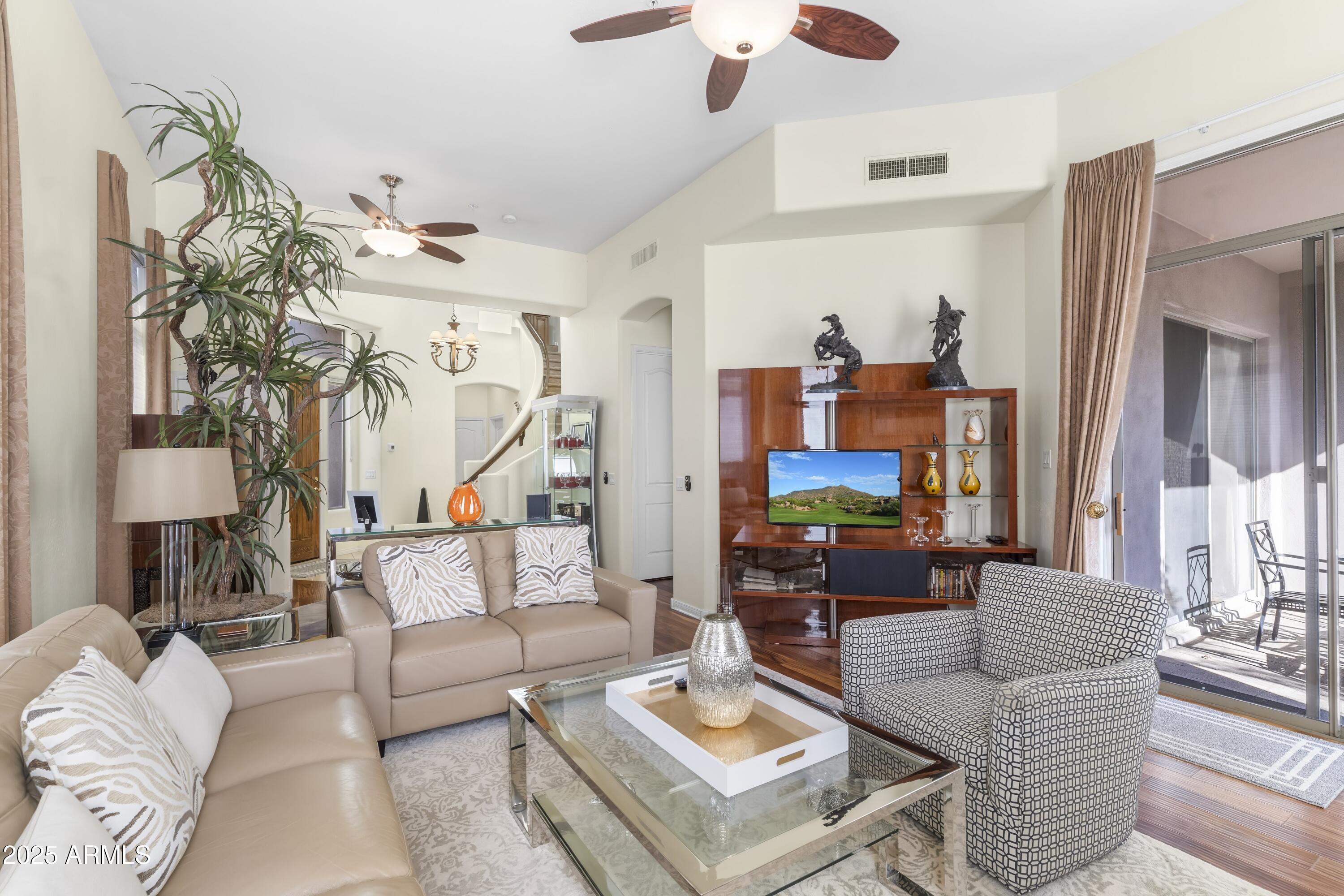 7267 E Vaquero Drive