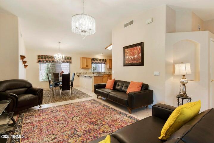 3035 E BLACKHAWK Drive