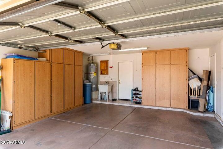 3035 E BLACKHAWK Drive