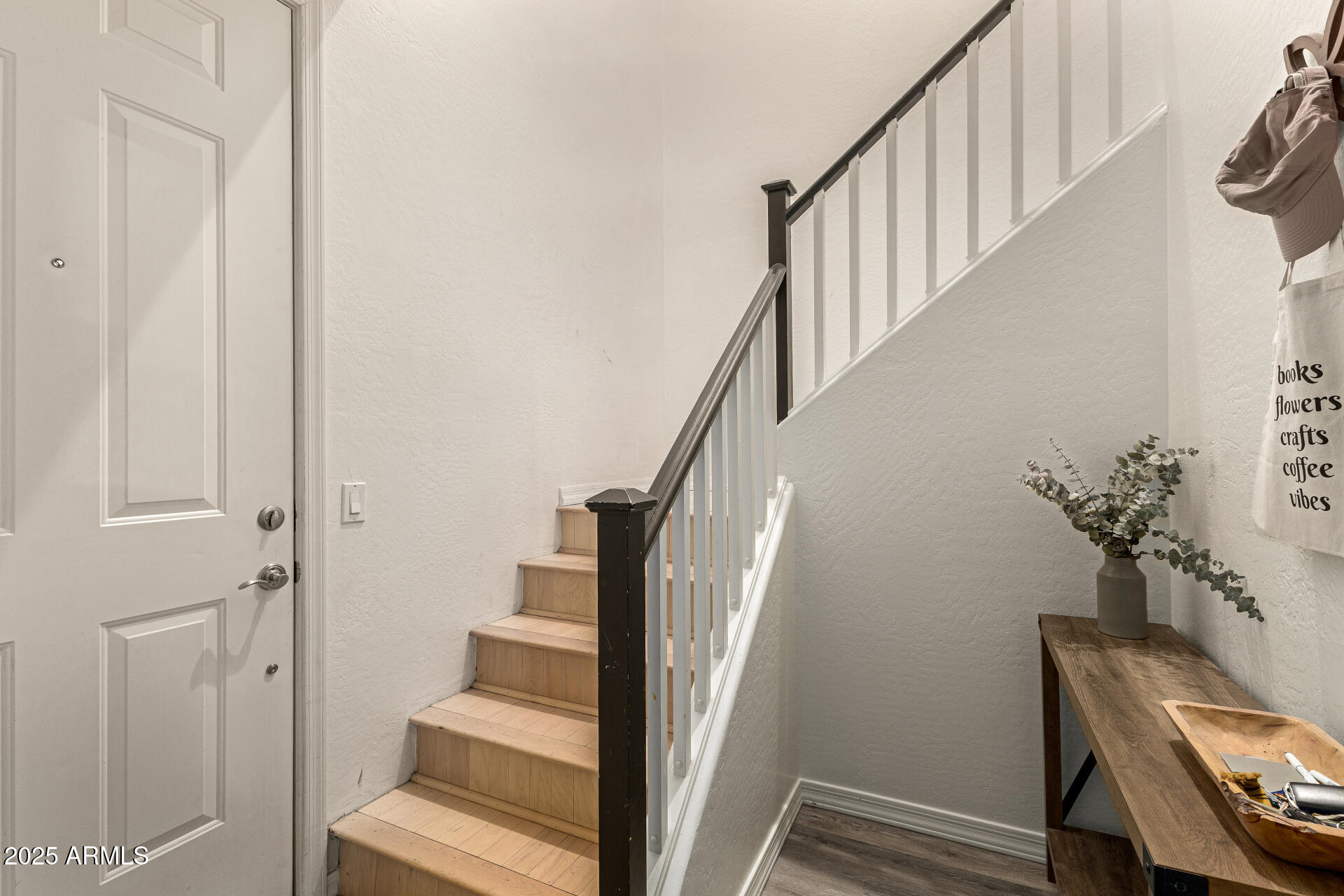 706 E WASHINGTON Street 114