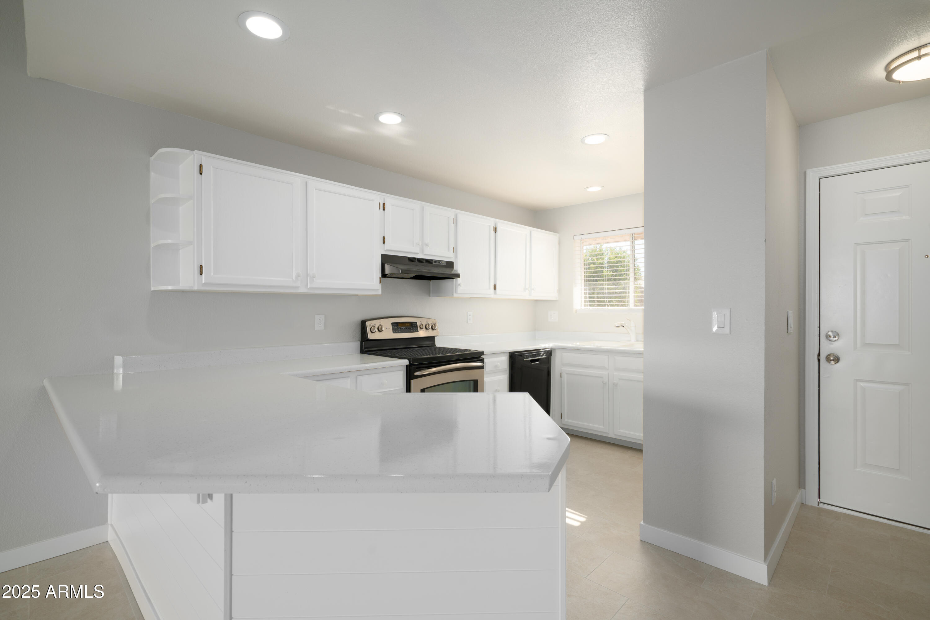 6454 E University Drive 8