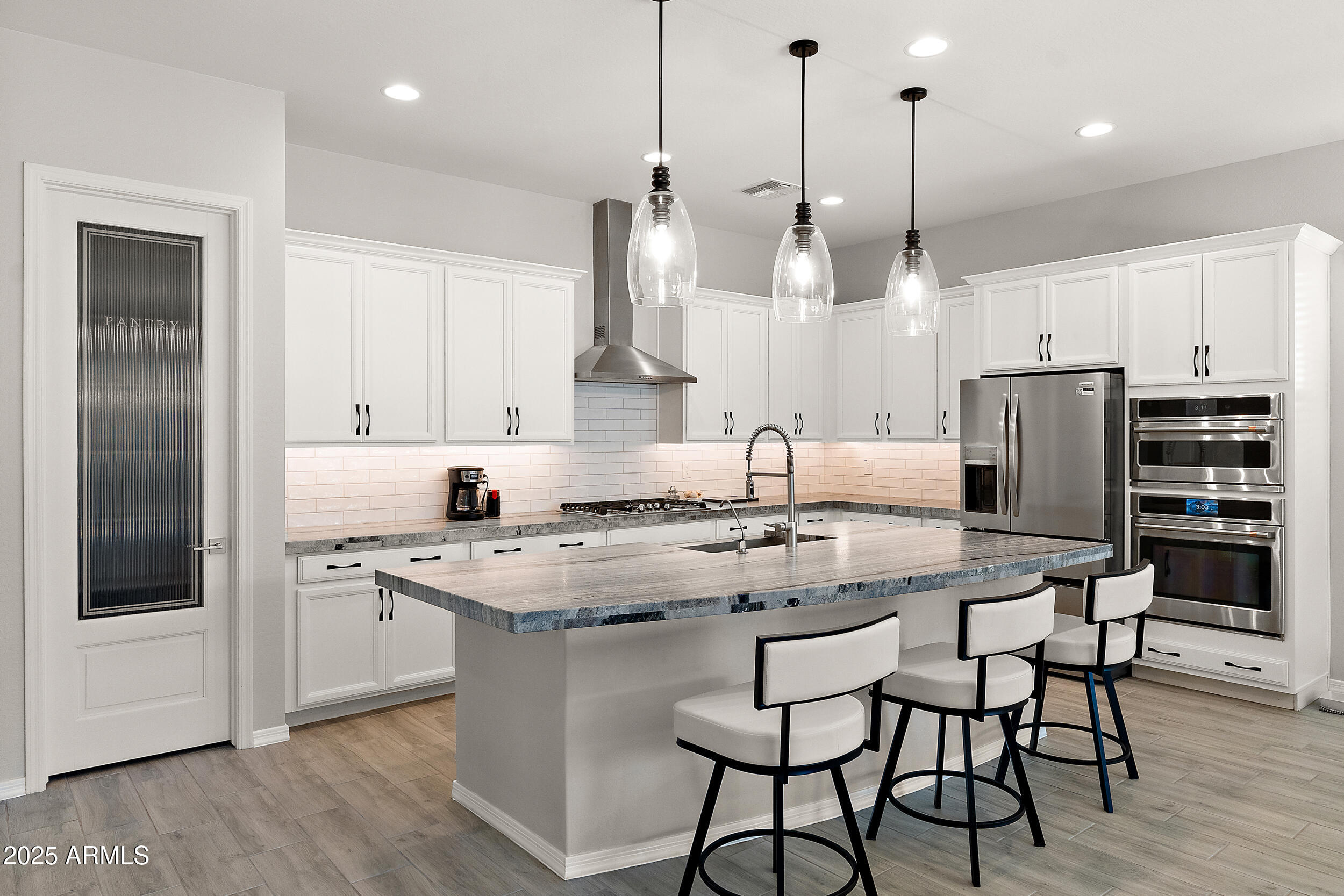 23065 E CARRIAGE Way