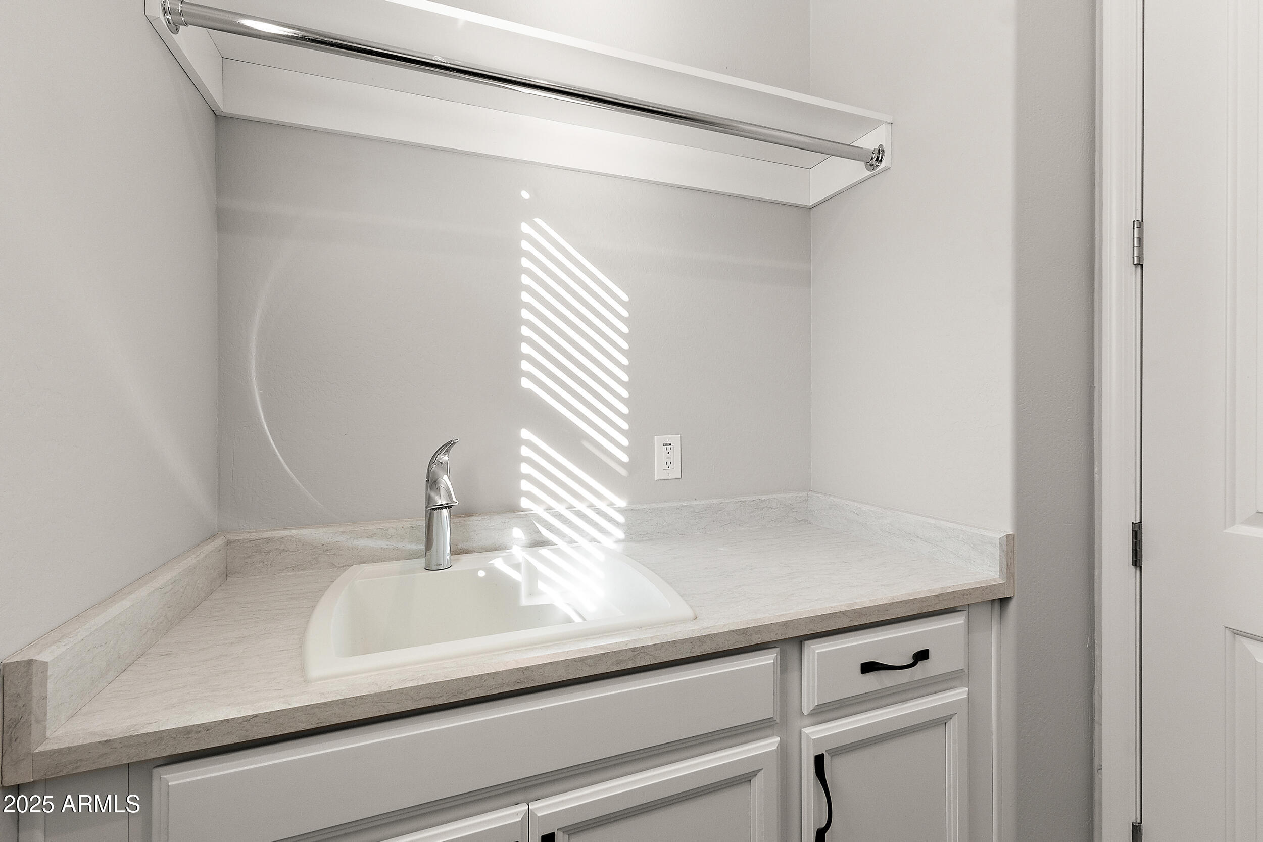 23065 E CARRIAGE Way