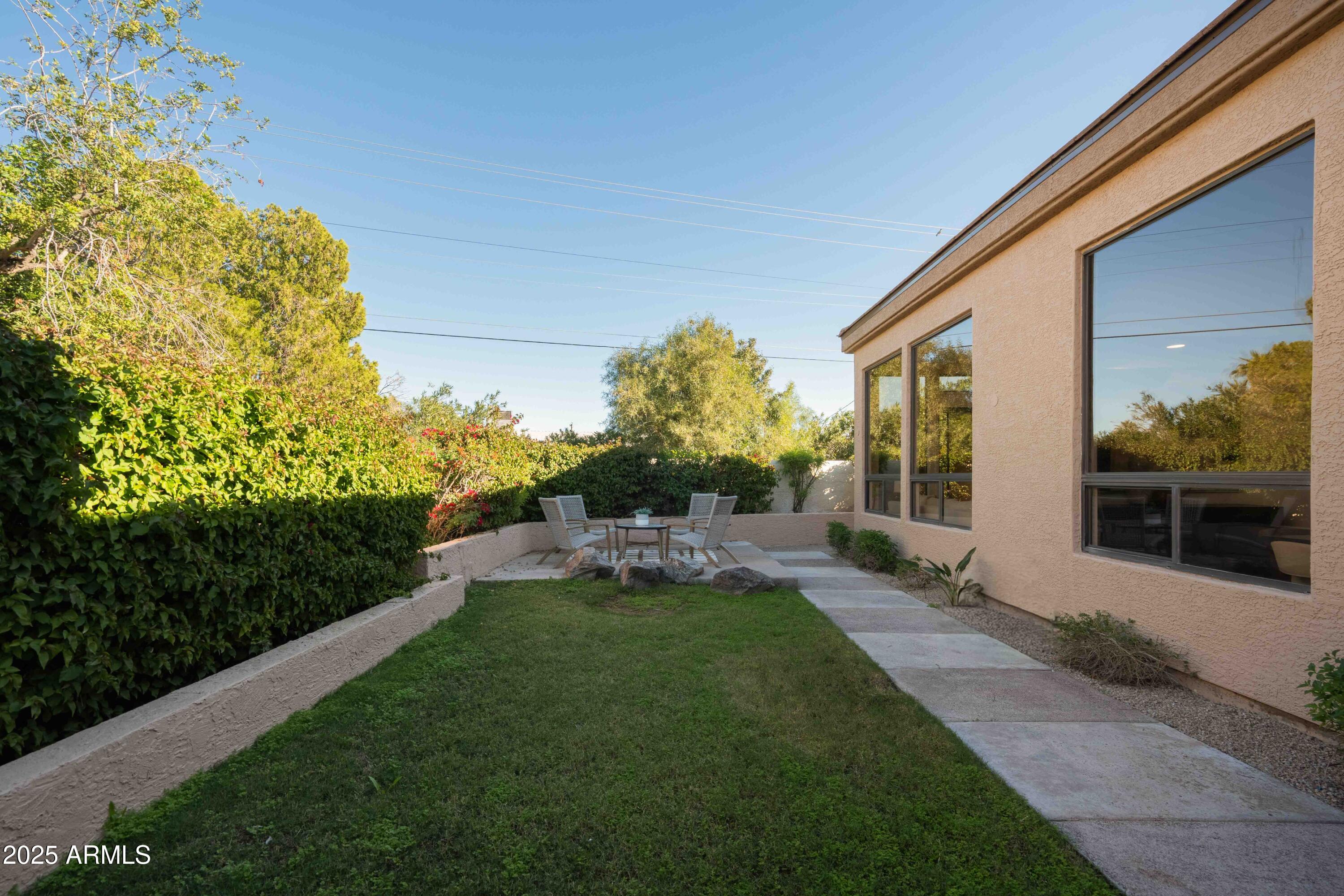 8100 E CAMELBACK Road 175