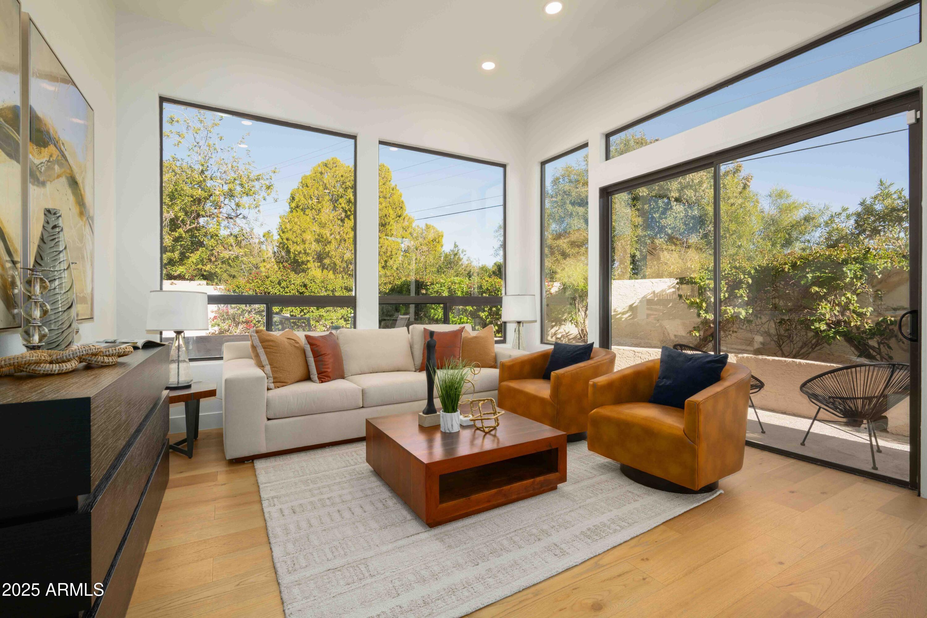 8100 E CAMELBACK Road 175