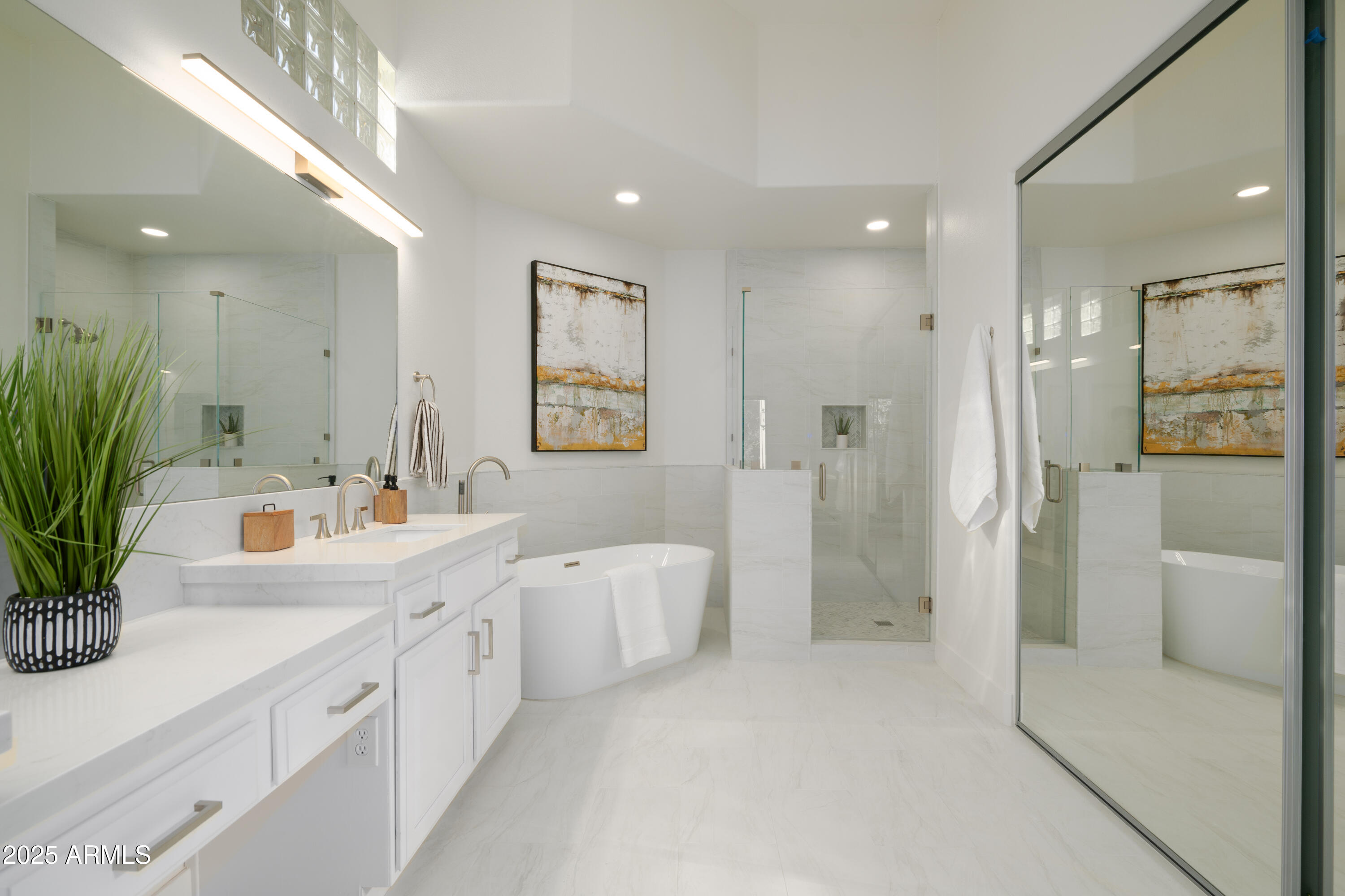 8100 E CAMELBACK Road 175