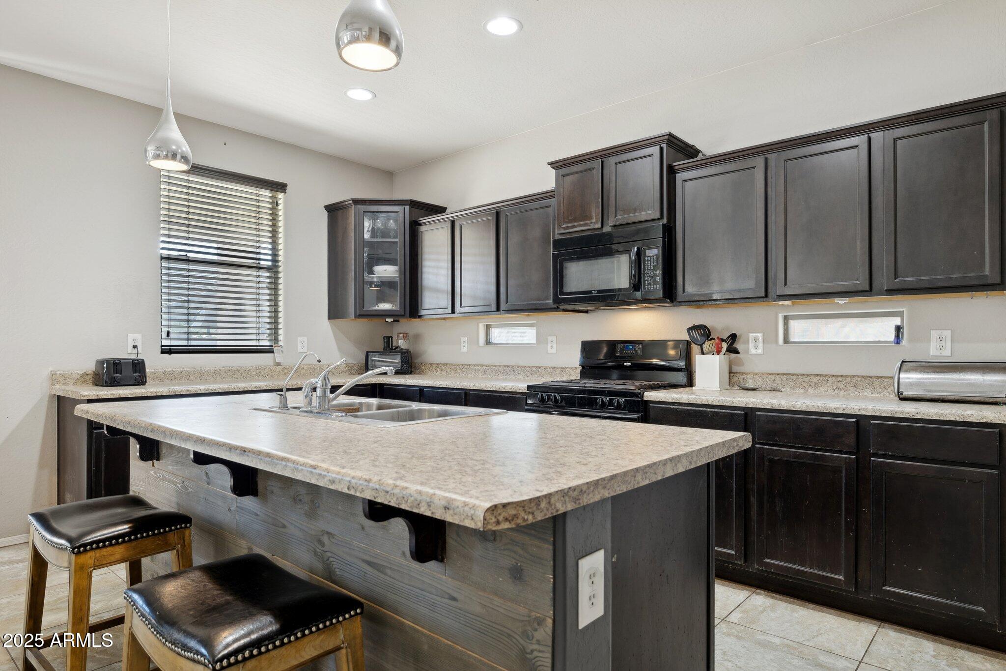 10903 E QUADE Avenue