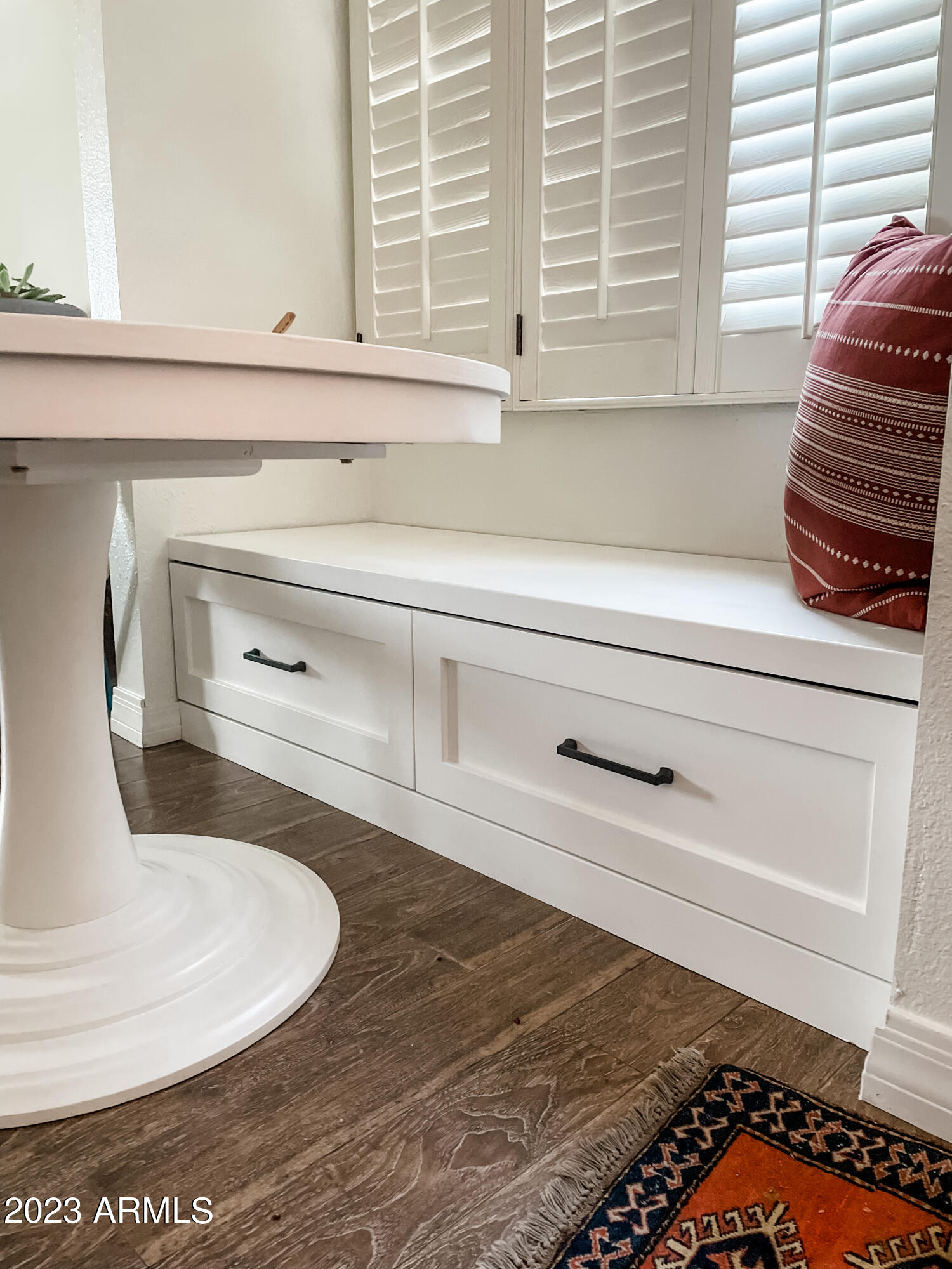 1430 E MEADOWBROOK Avenue