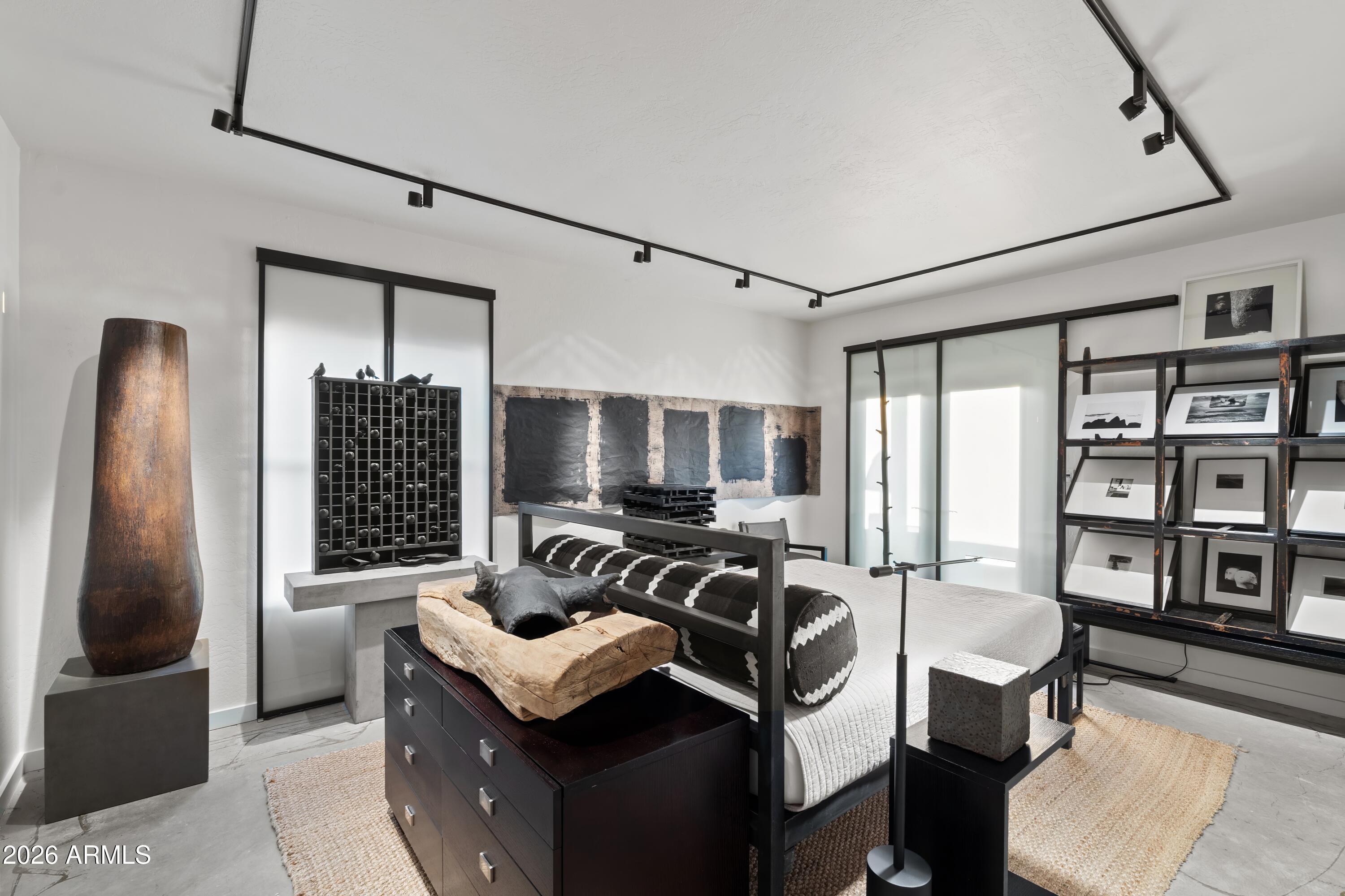 9545 E ROMPING Road 90