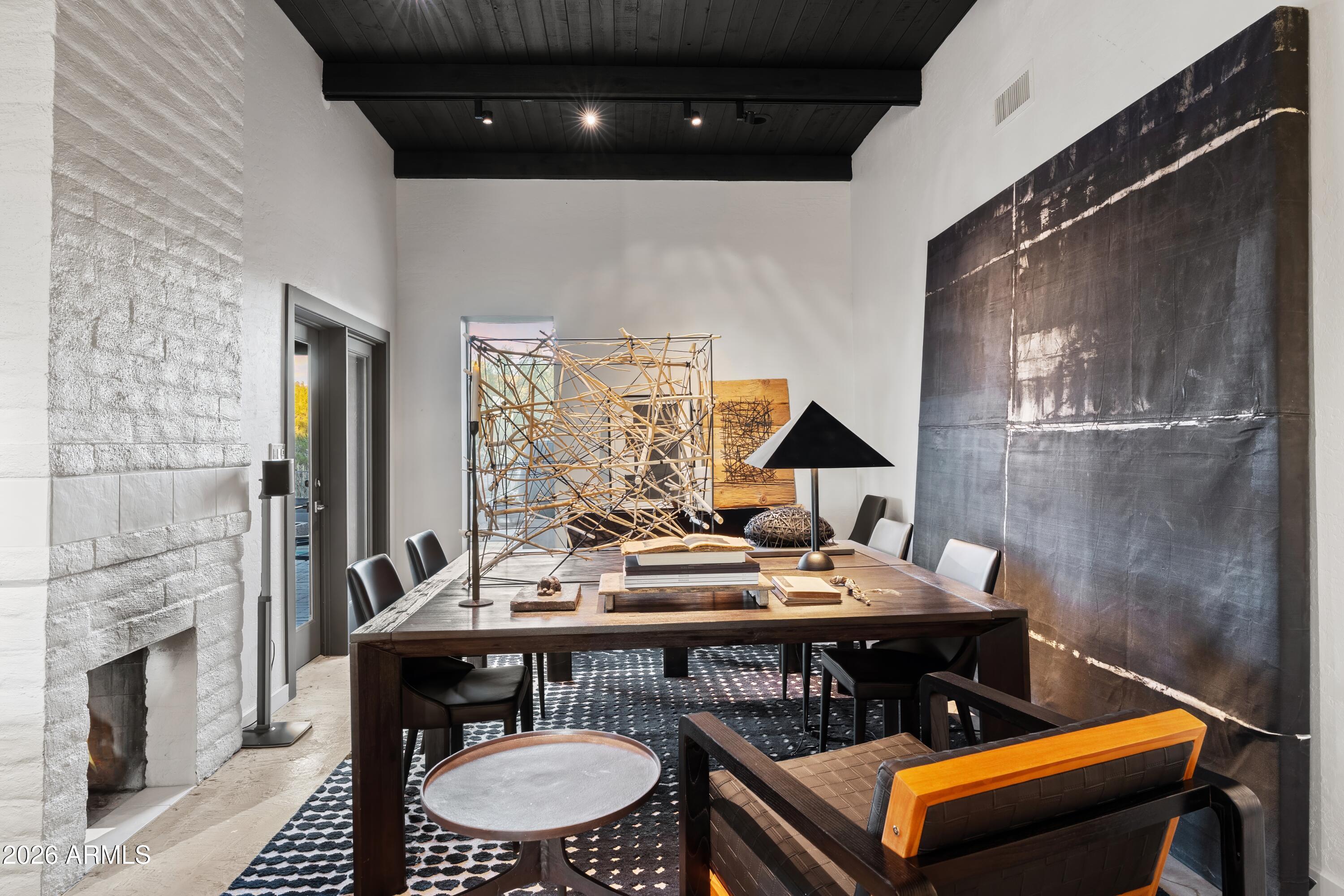 9545 E ROMPING Road 90