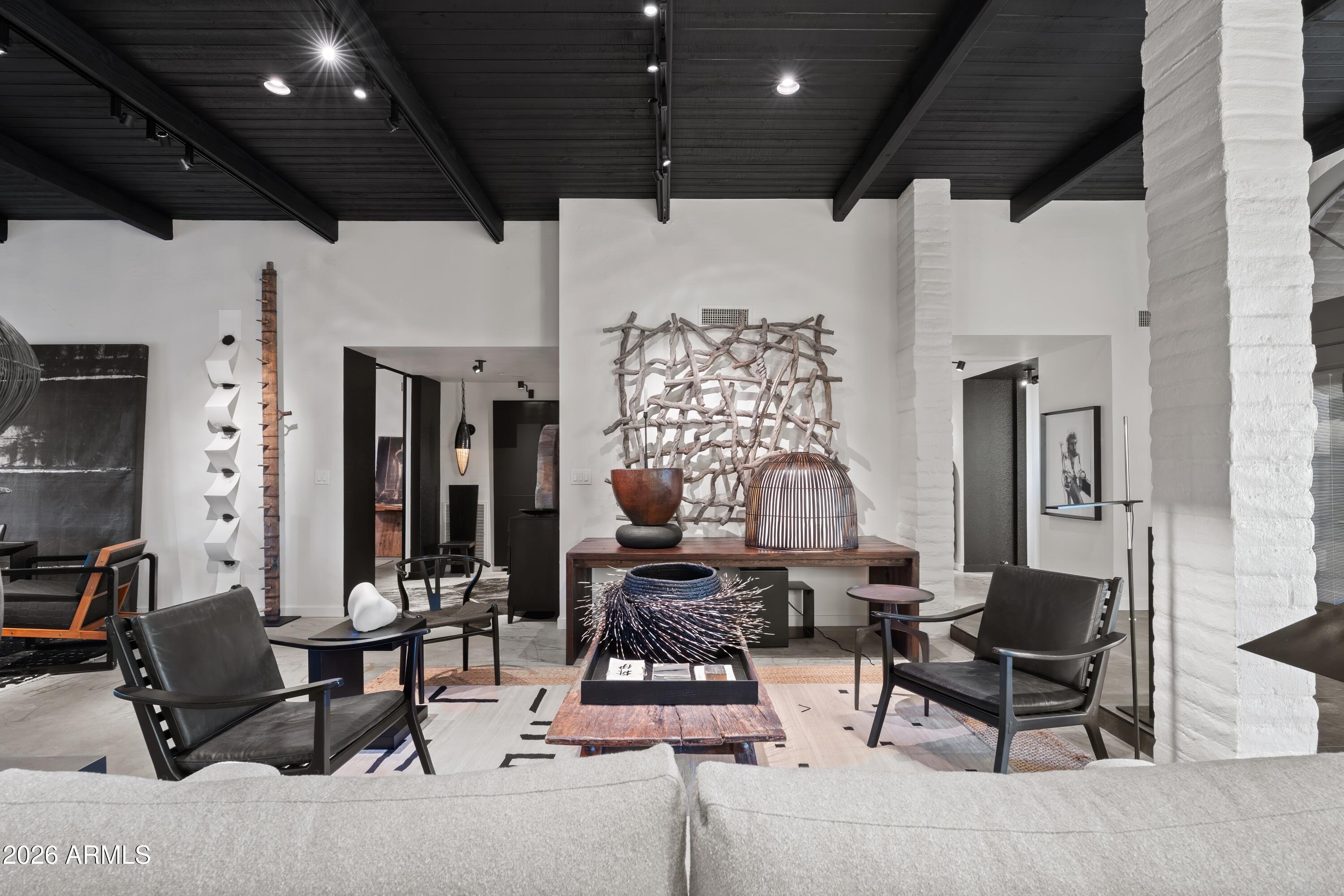 9545 E ROMPING Road 90