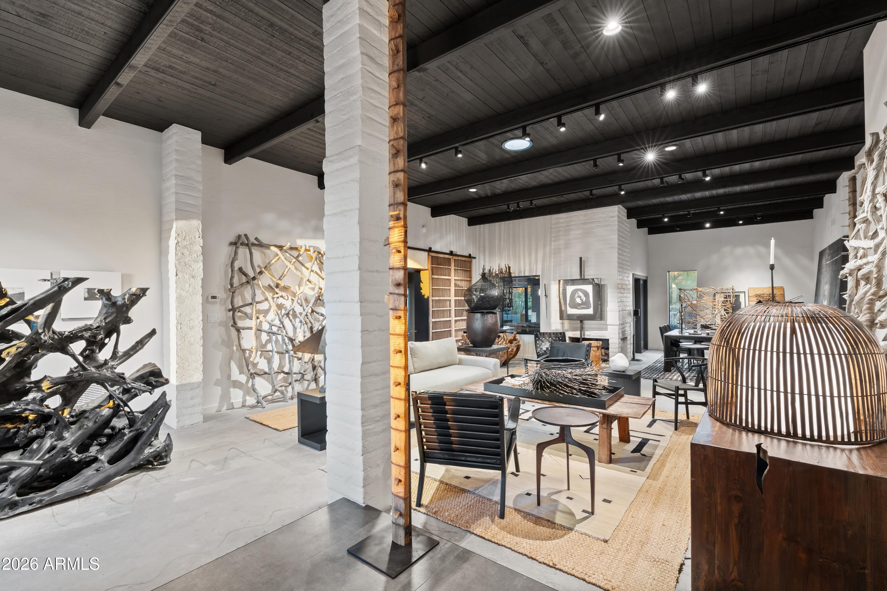 9545 E ROMPING Road 90