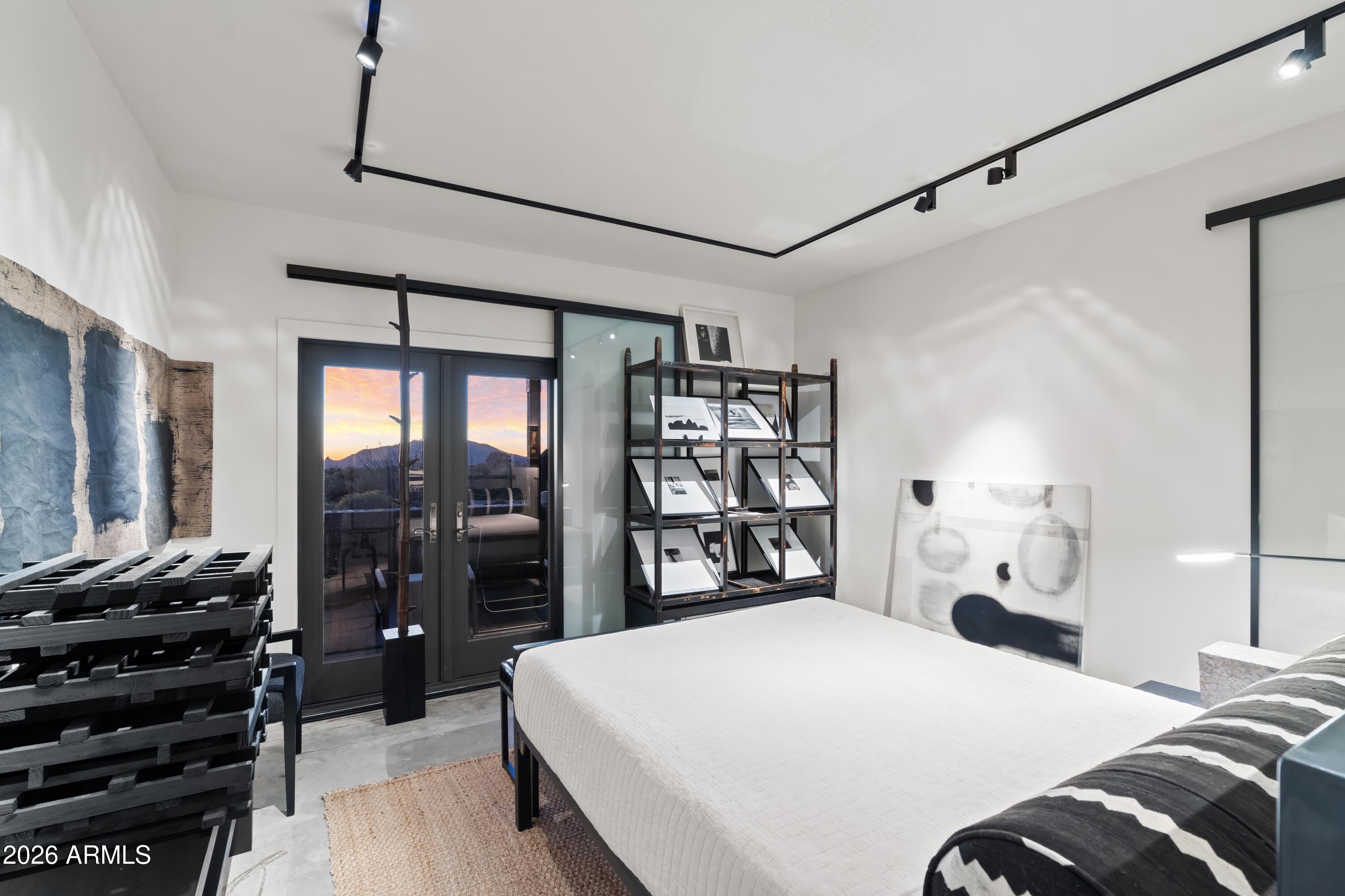 9545 E ROMPING Road 90