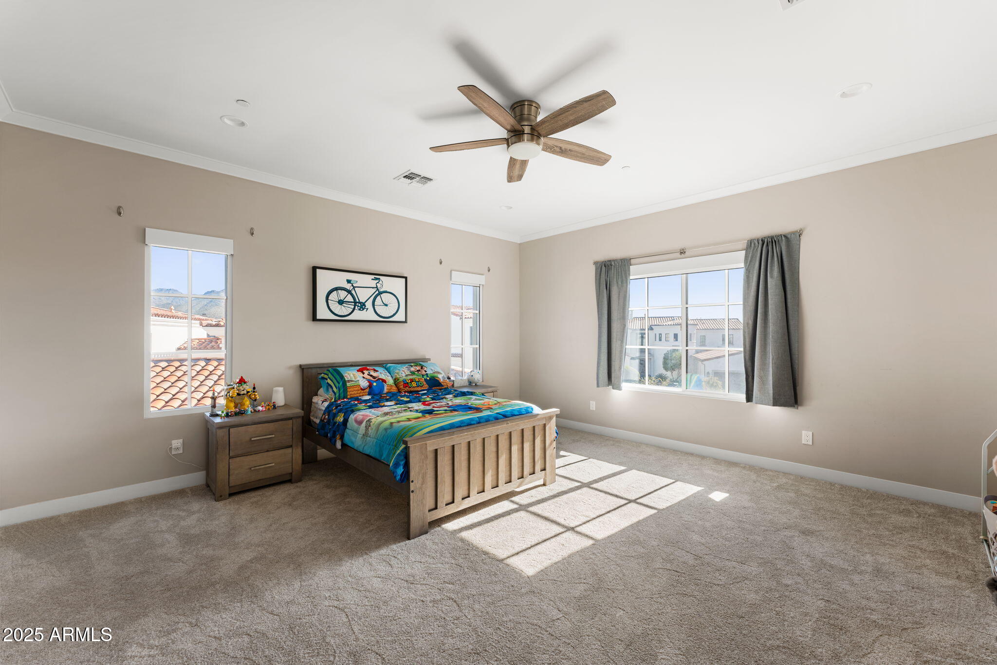 9466 E ROCKWOOD Drive