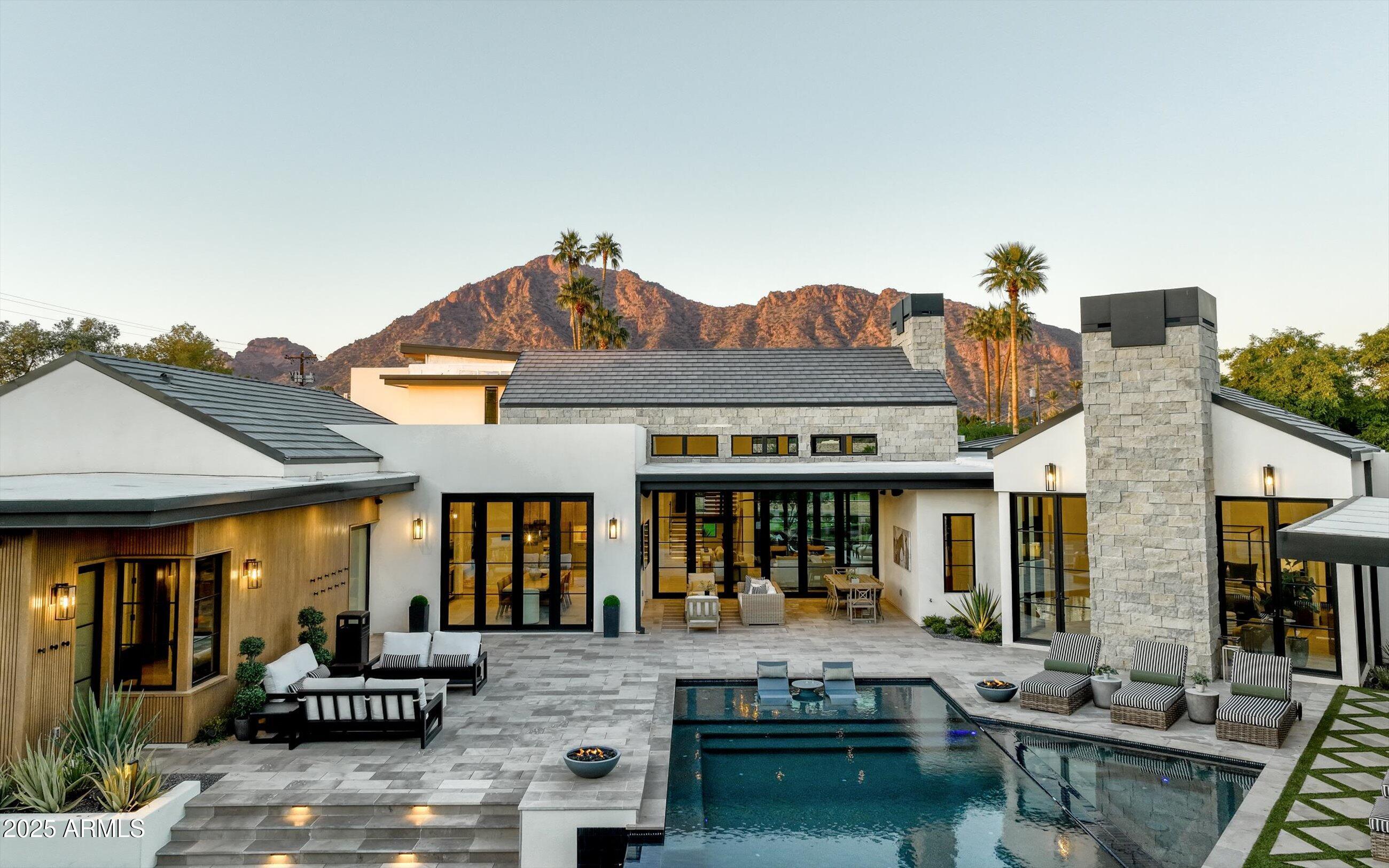 5715 E MONTEROSA Street