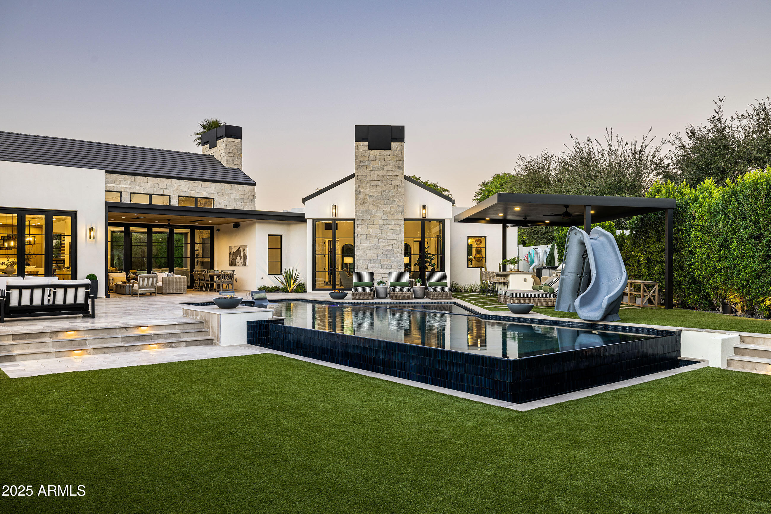 5715 E MONTEROSA Street