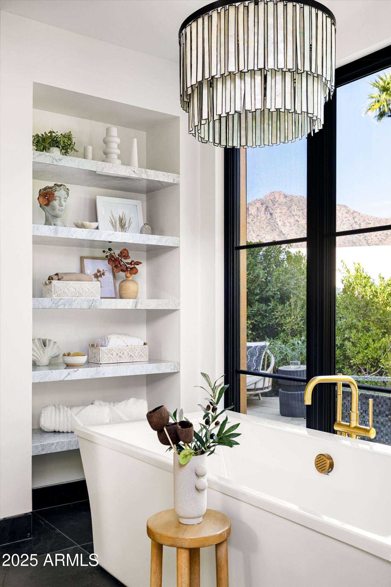 5715 E MONTEROSA Street