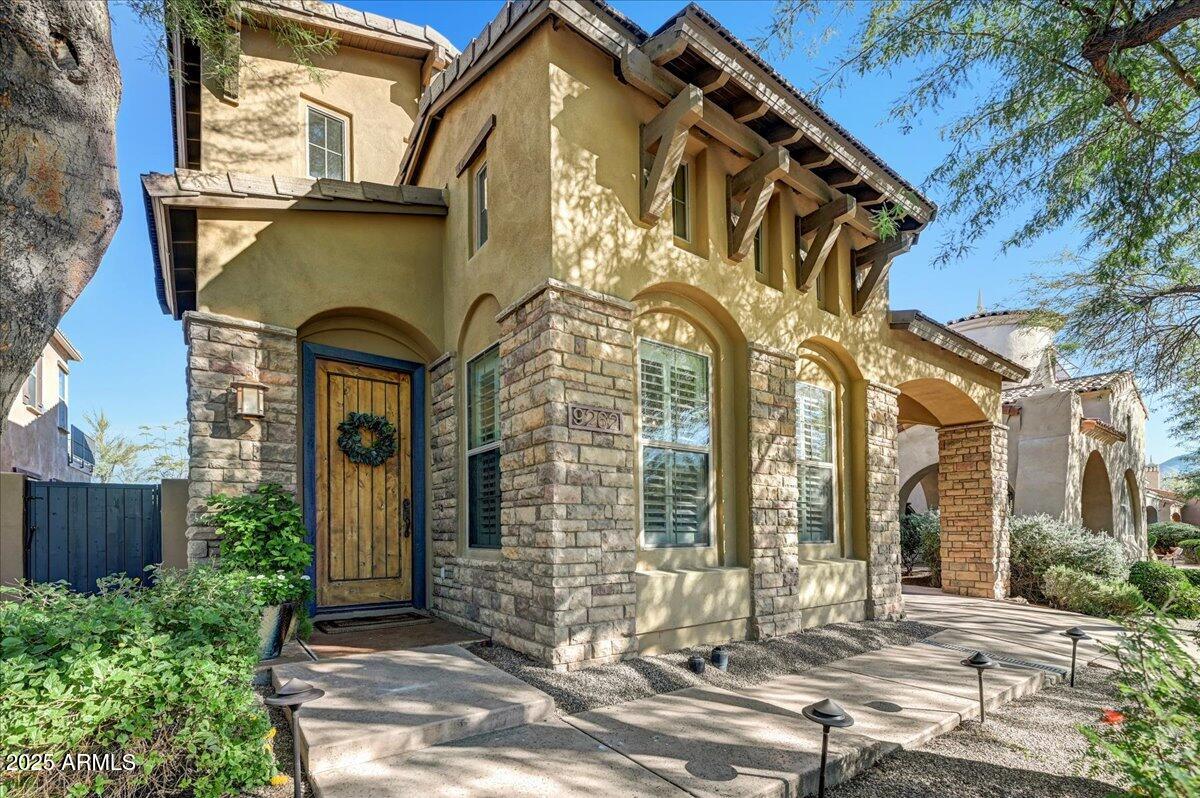 9262 E Horseshoe Bend Drive