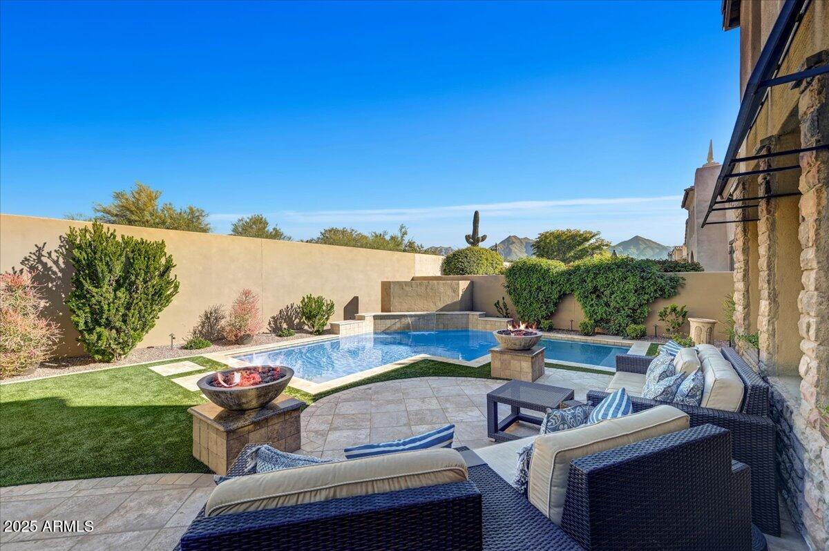 9262 E Horseshoe Bend Drive