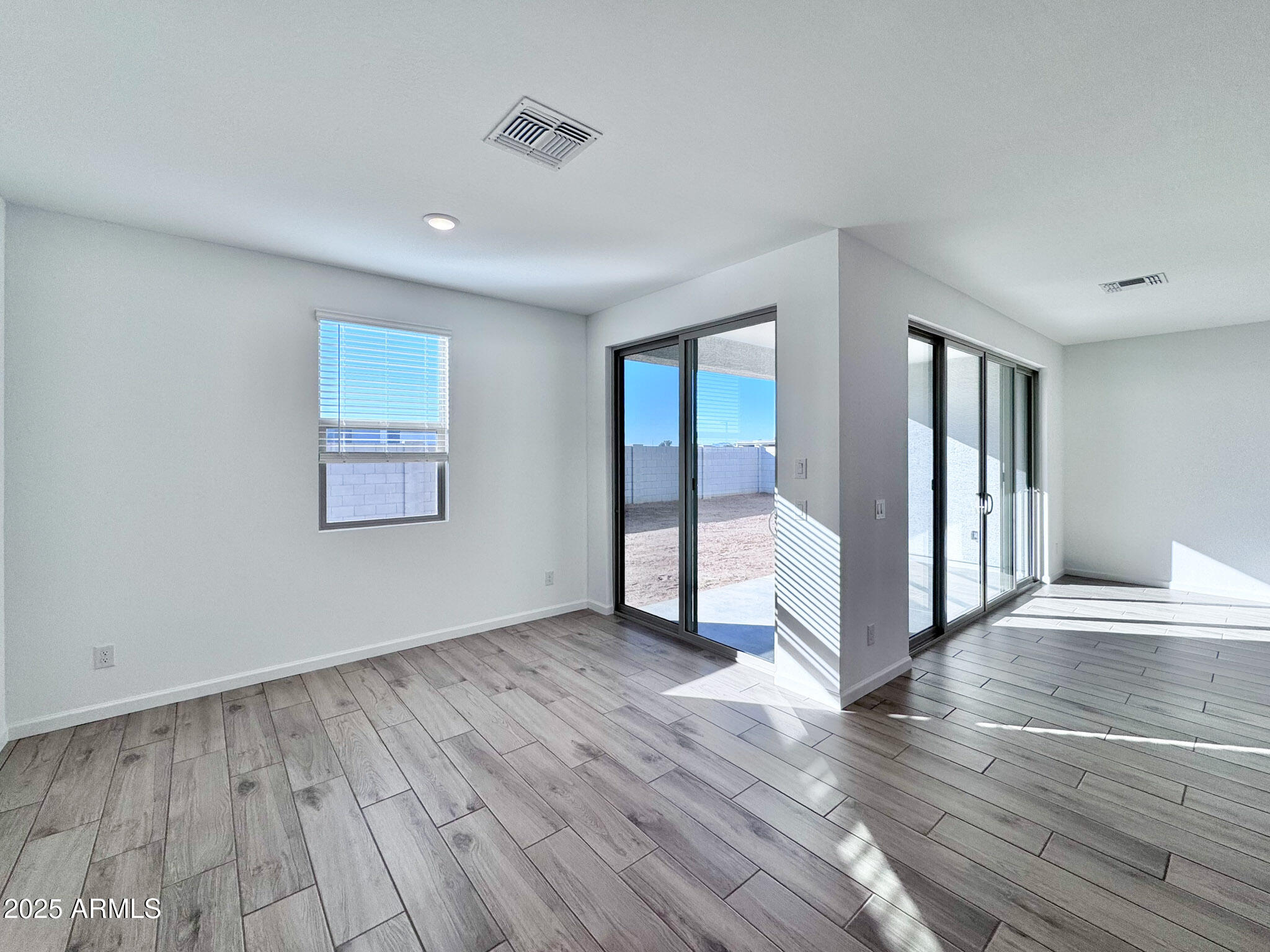 15715 W BROWN Street