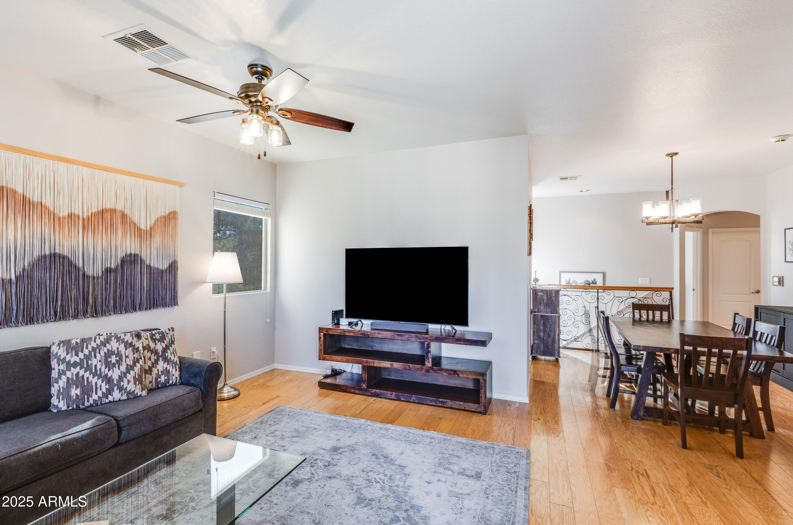 1411 E ORANGEWOOD Avenue 239