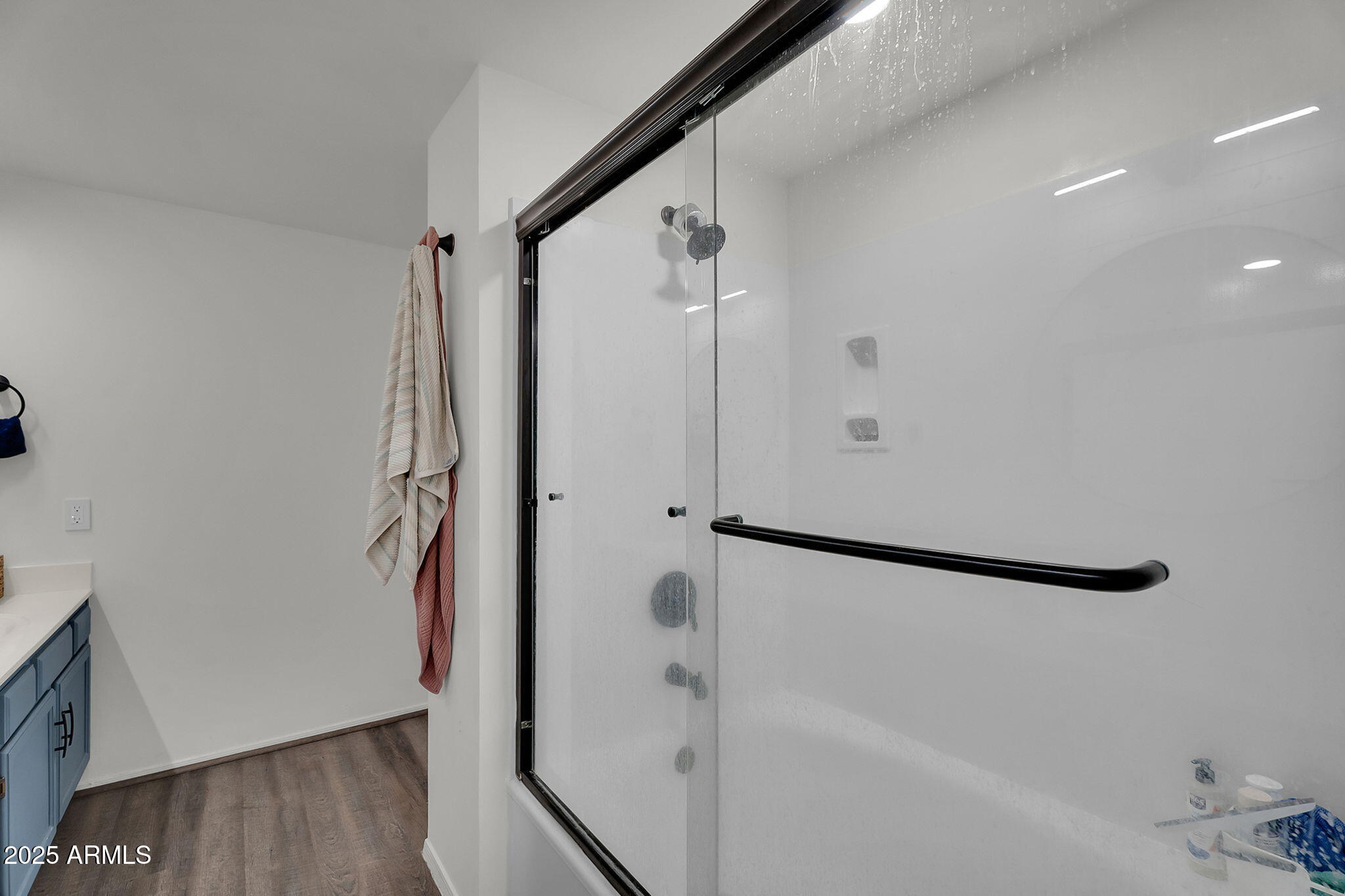 2345 W SHAWNEE Drive