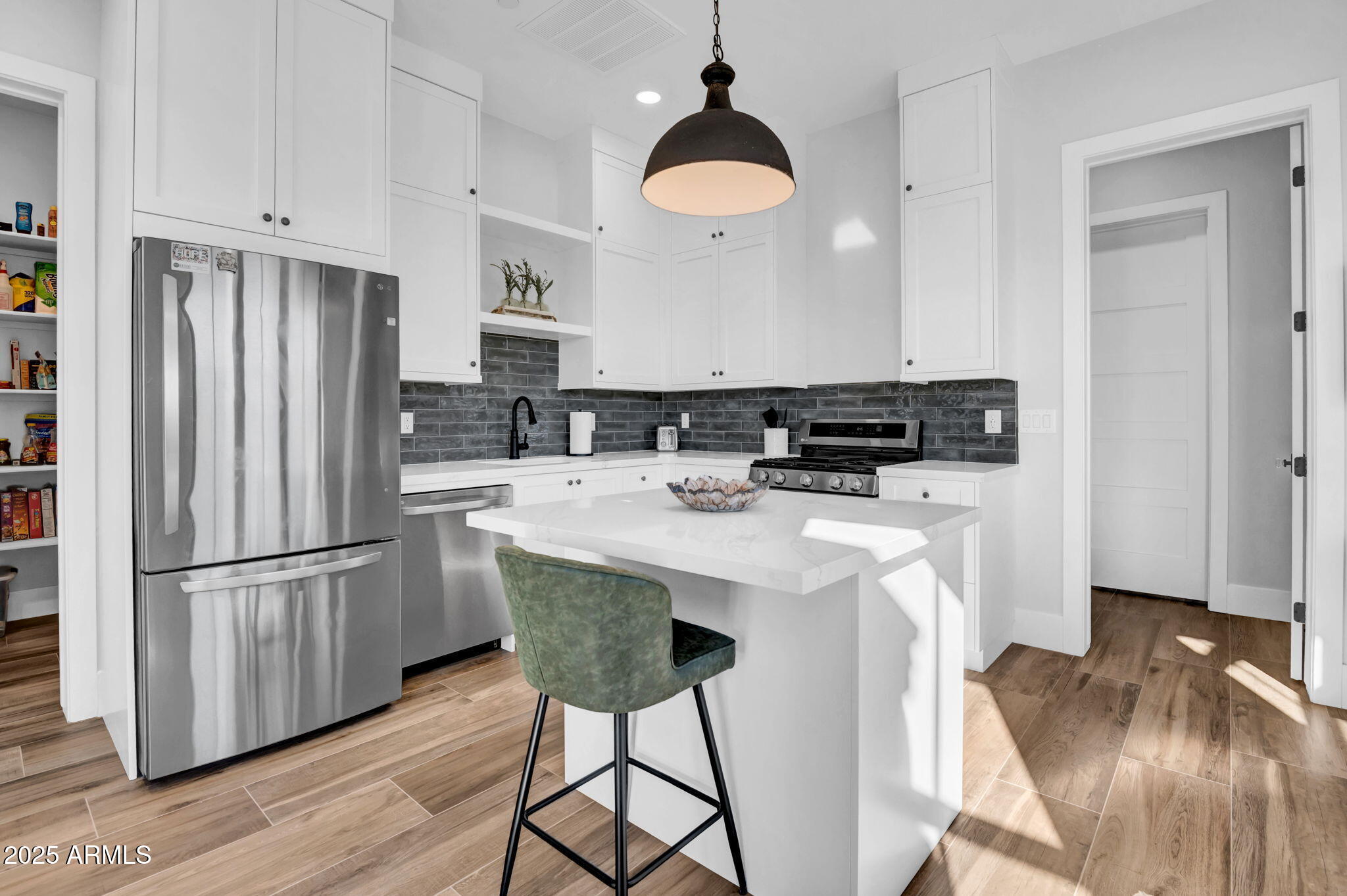 21071 W CANYON Drive