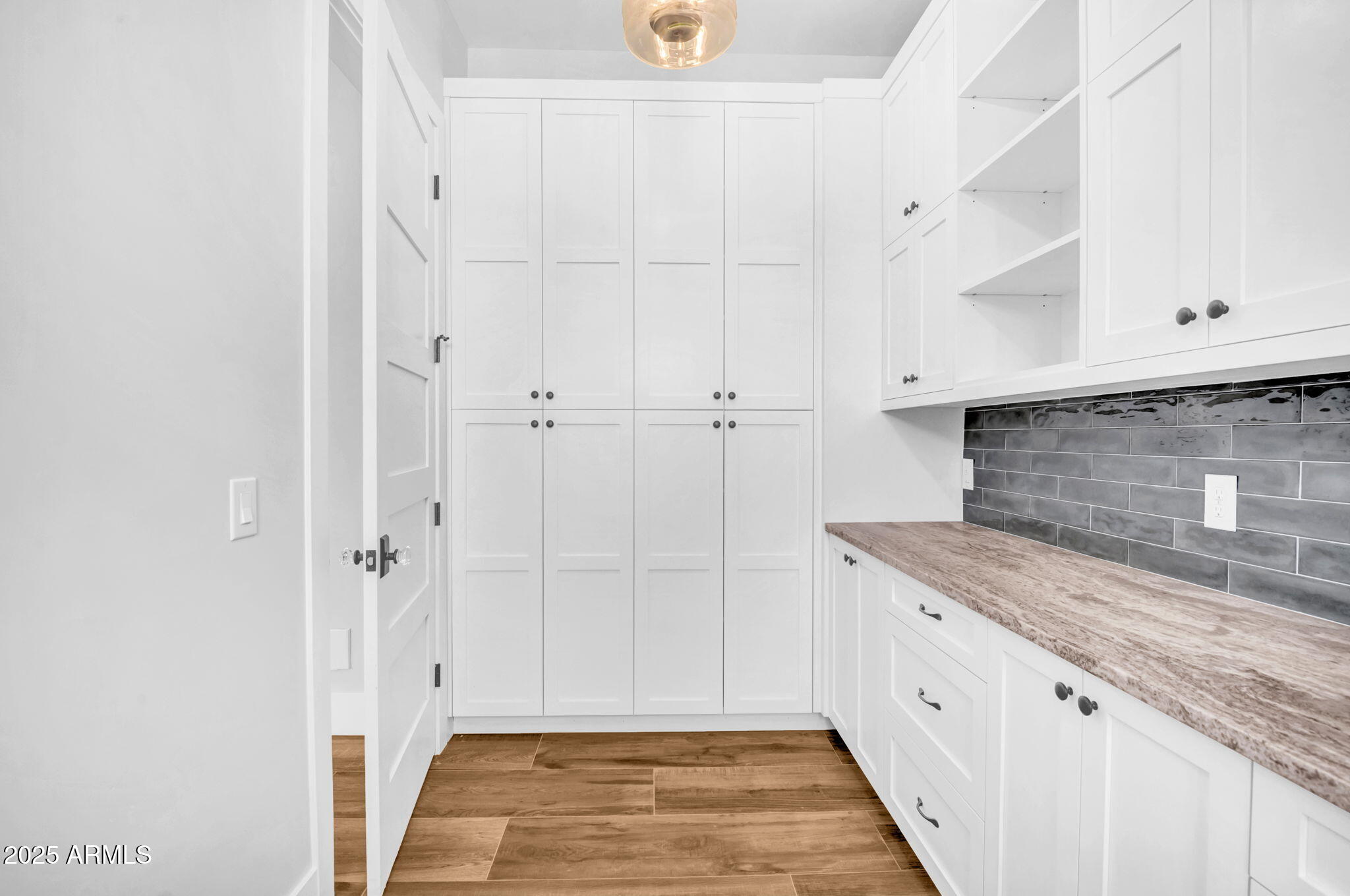 21071 W CANYON Drive