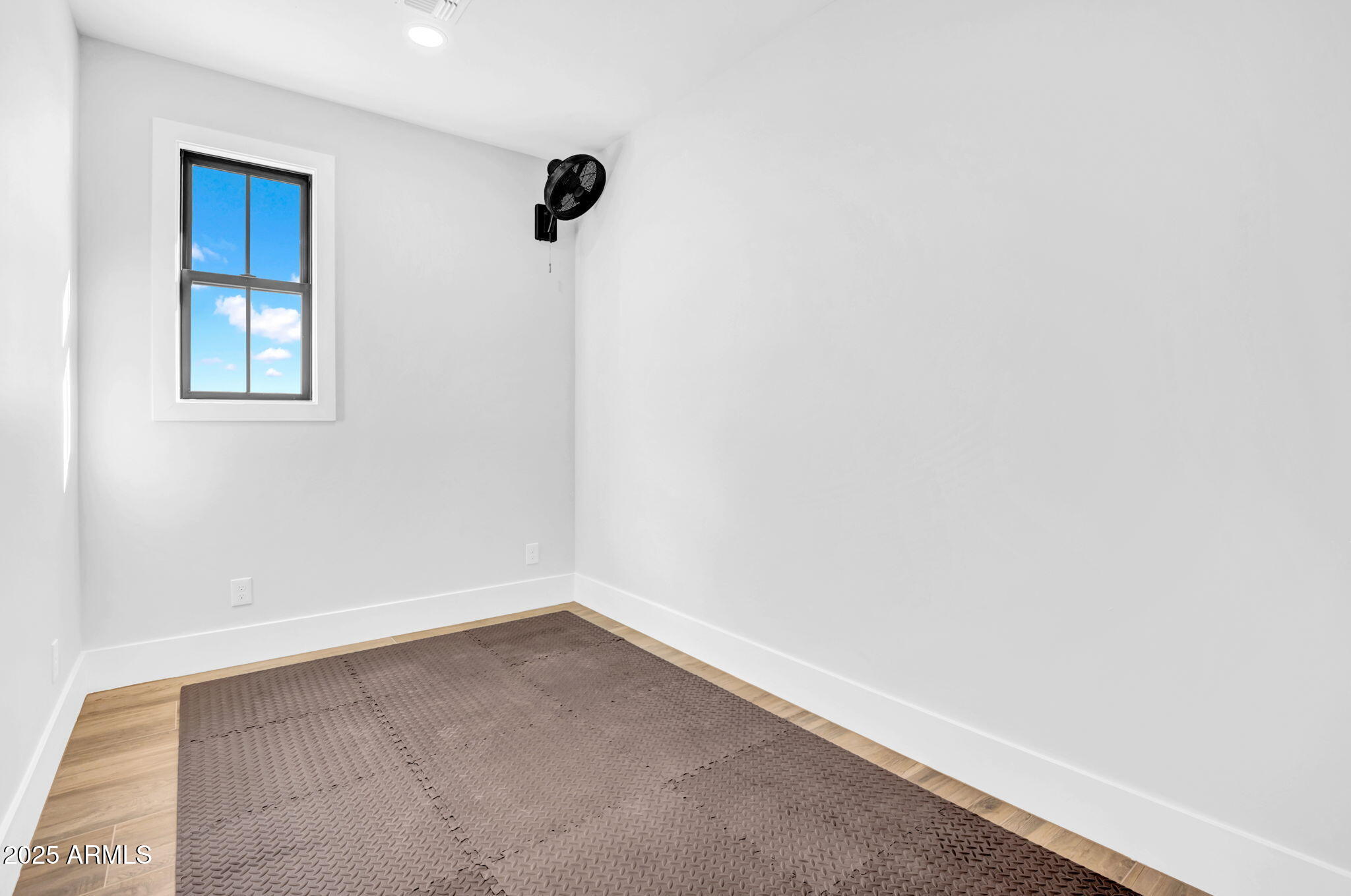 21071 W CANYON Drive