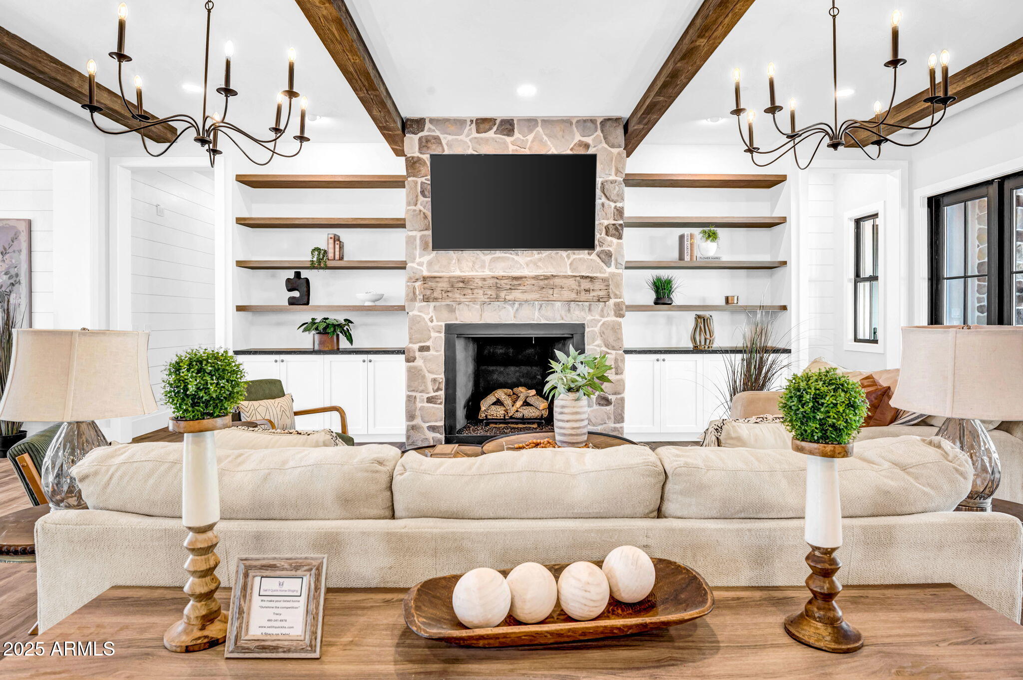 21071 W CANYON Drive