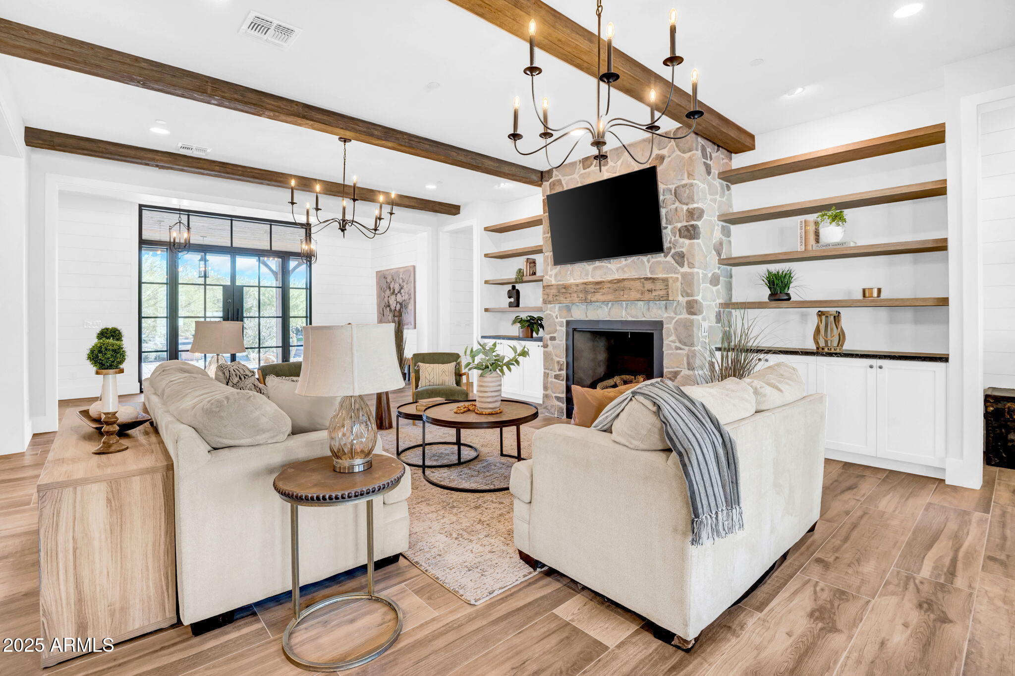 21071 W CANYON Drive