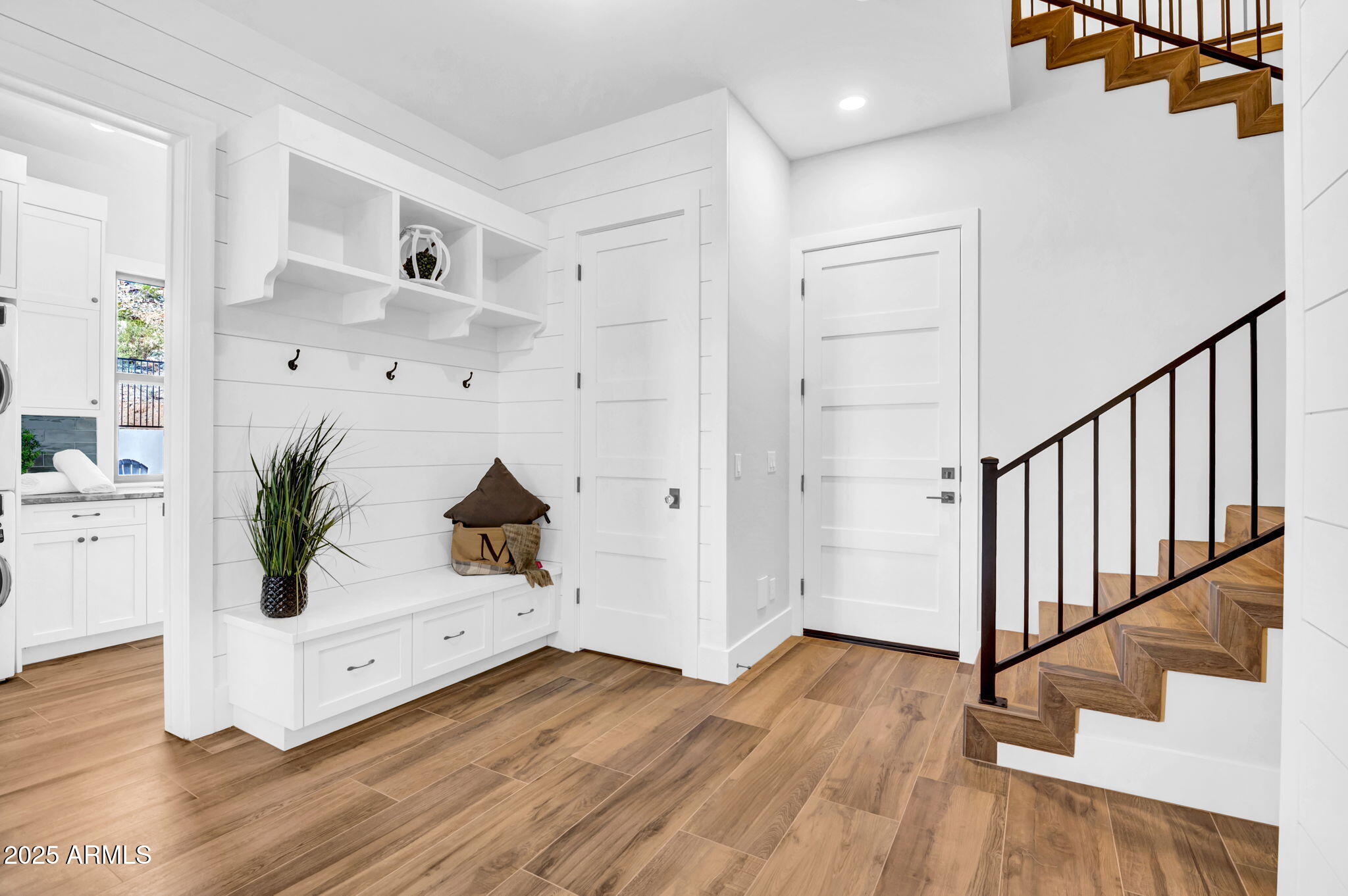 21071 W CANYON Drive